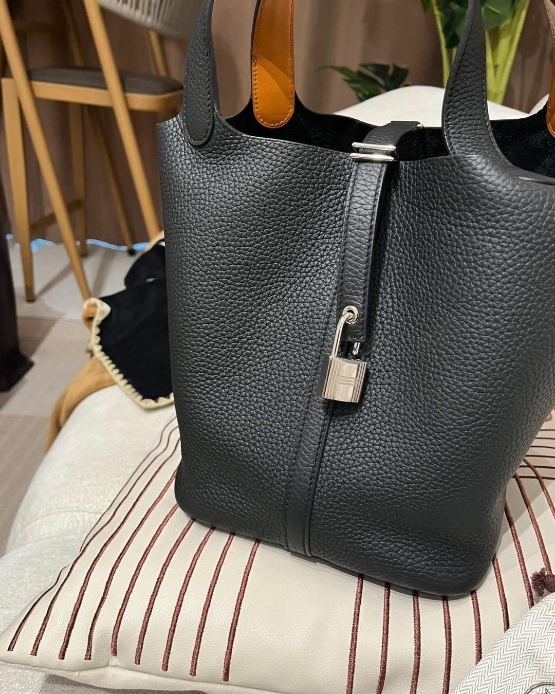 Hermes picotin 22, Stamp A 黑色銀扣 100%Authentic,Unused ✅key lock ✅dust bag ✅box