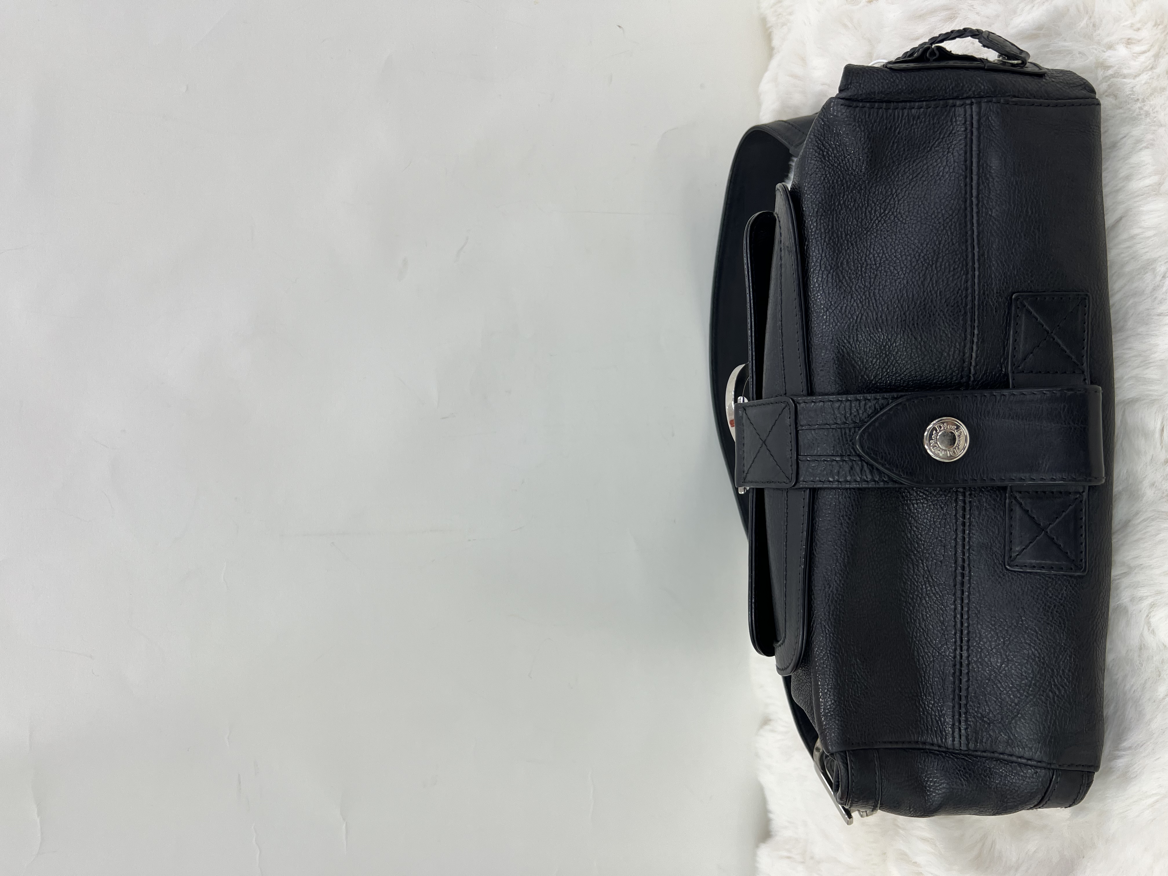 直播貨品 |  [1個-$100 2個-$300］J49
