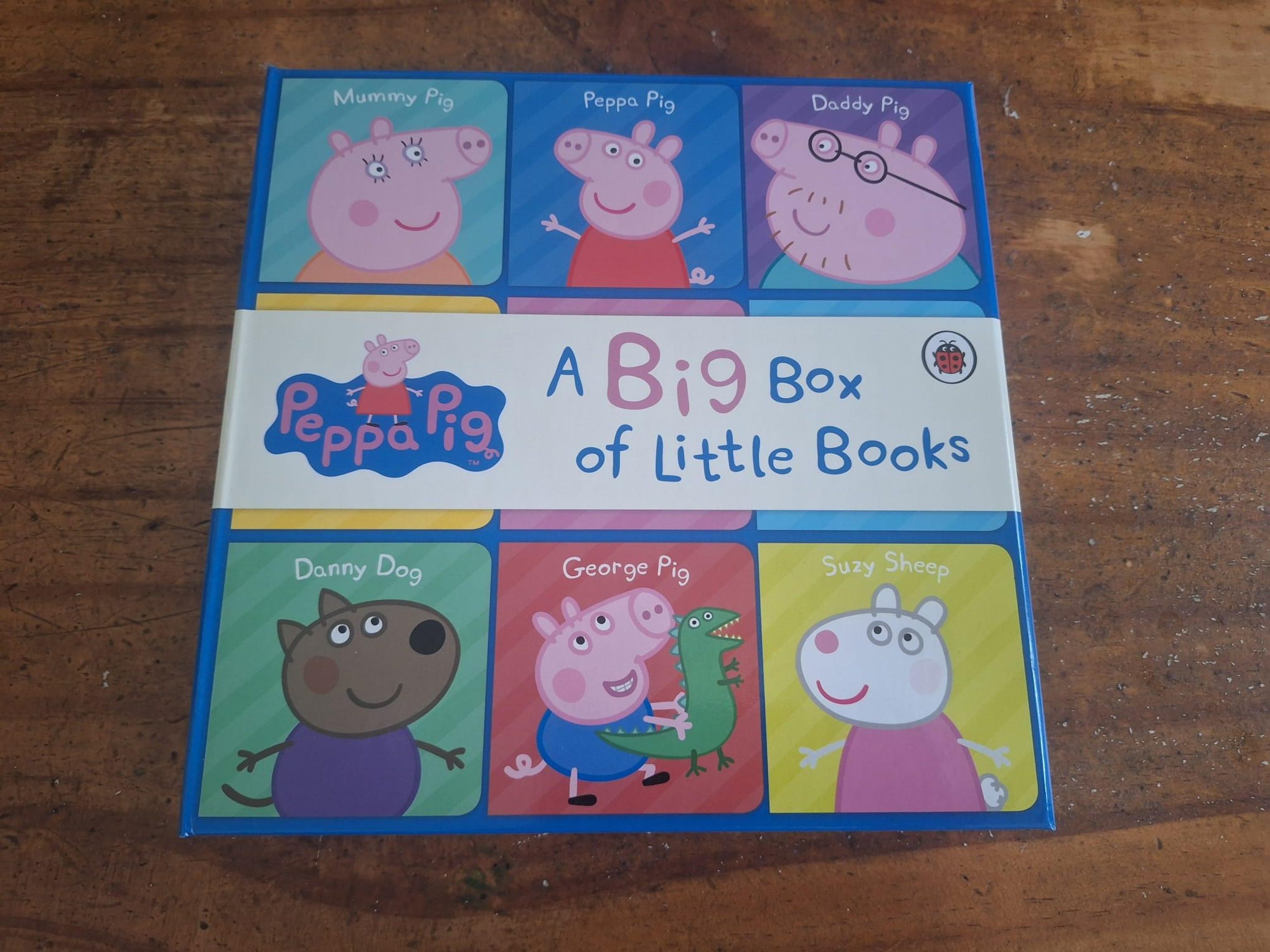 英國直送🇬🇧 Peppa Pig A Big Box of Little Books