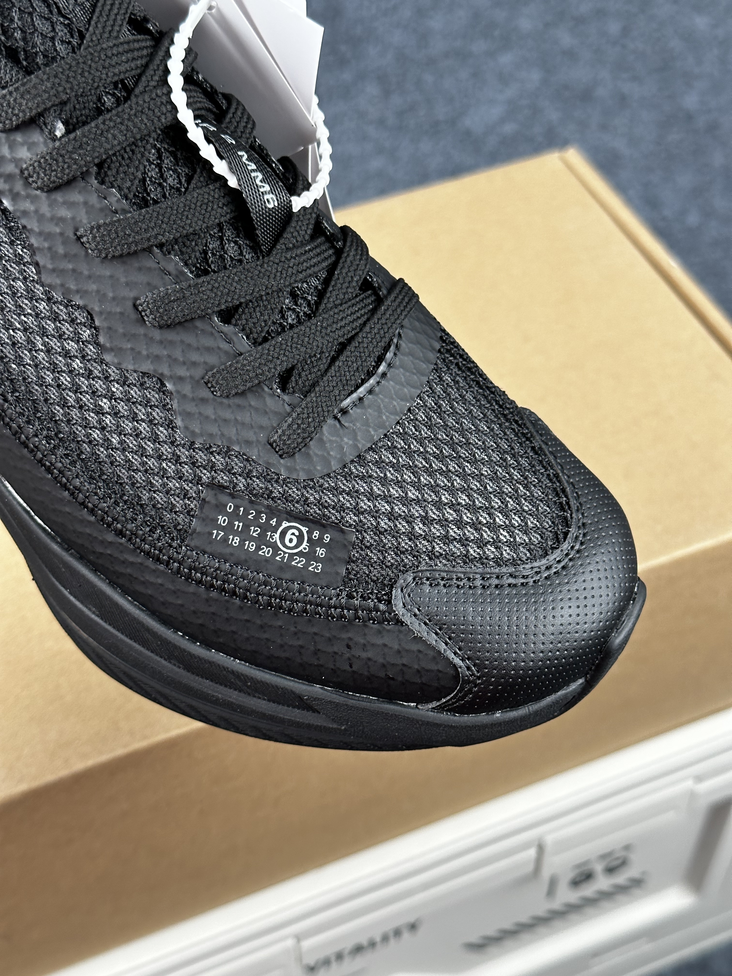 MM6 Maison Margiela X Salomon Spectur 2  