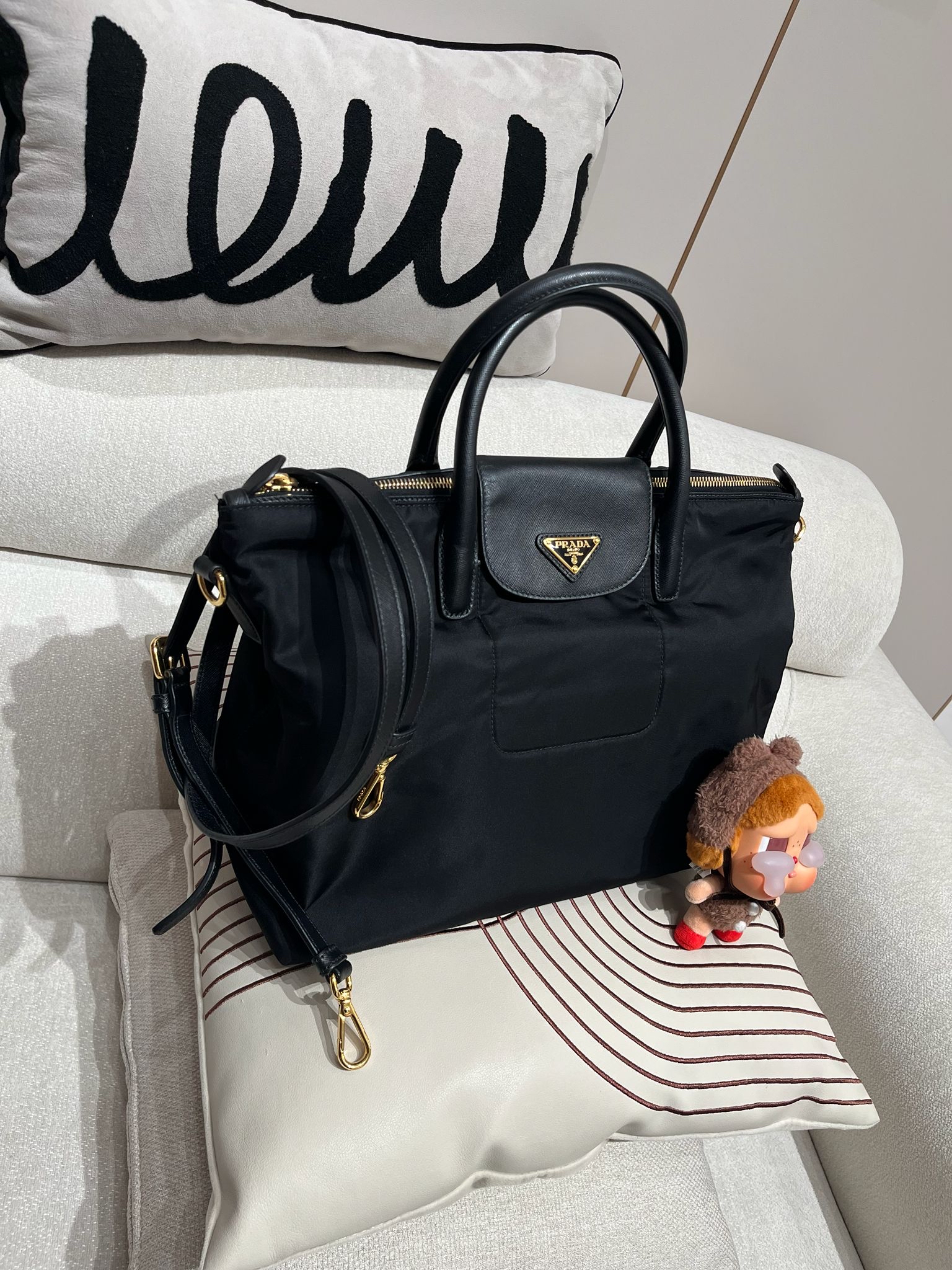 Prada nylon 2way bag  100%Authentic,95%new✅塵袋 