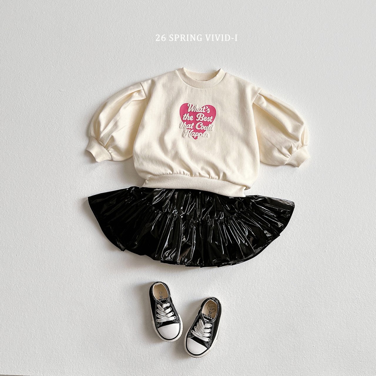 🌸預訂 韓國直送🌸🇰🇷VIVIDI三色立體英文愛心印花寬鬆泡泡袖衛衣