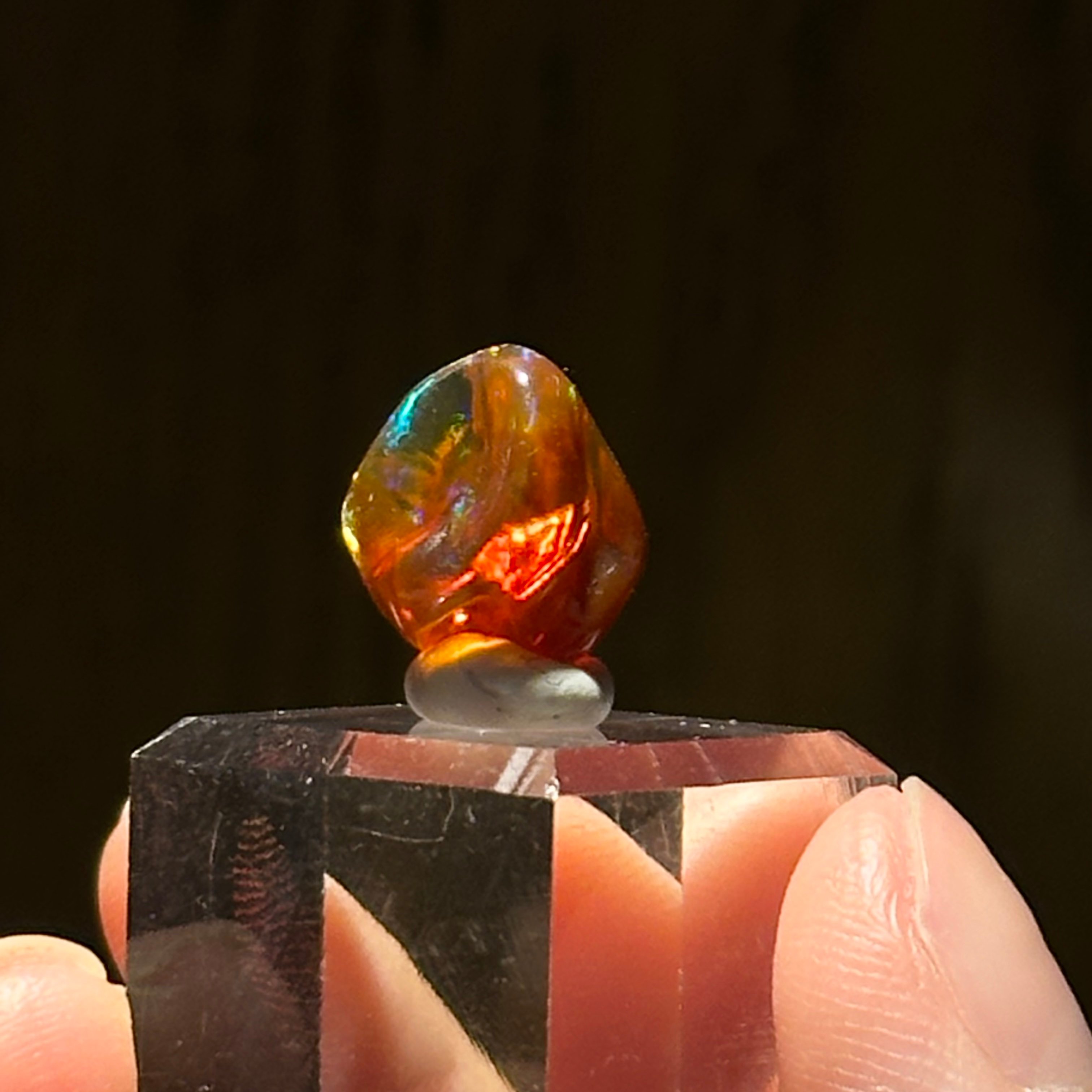 火澳寶石 - Fire Opal