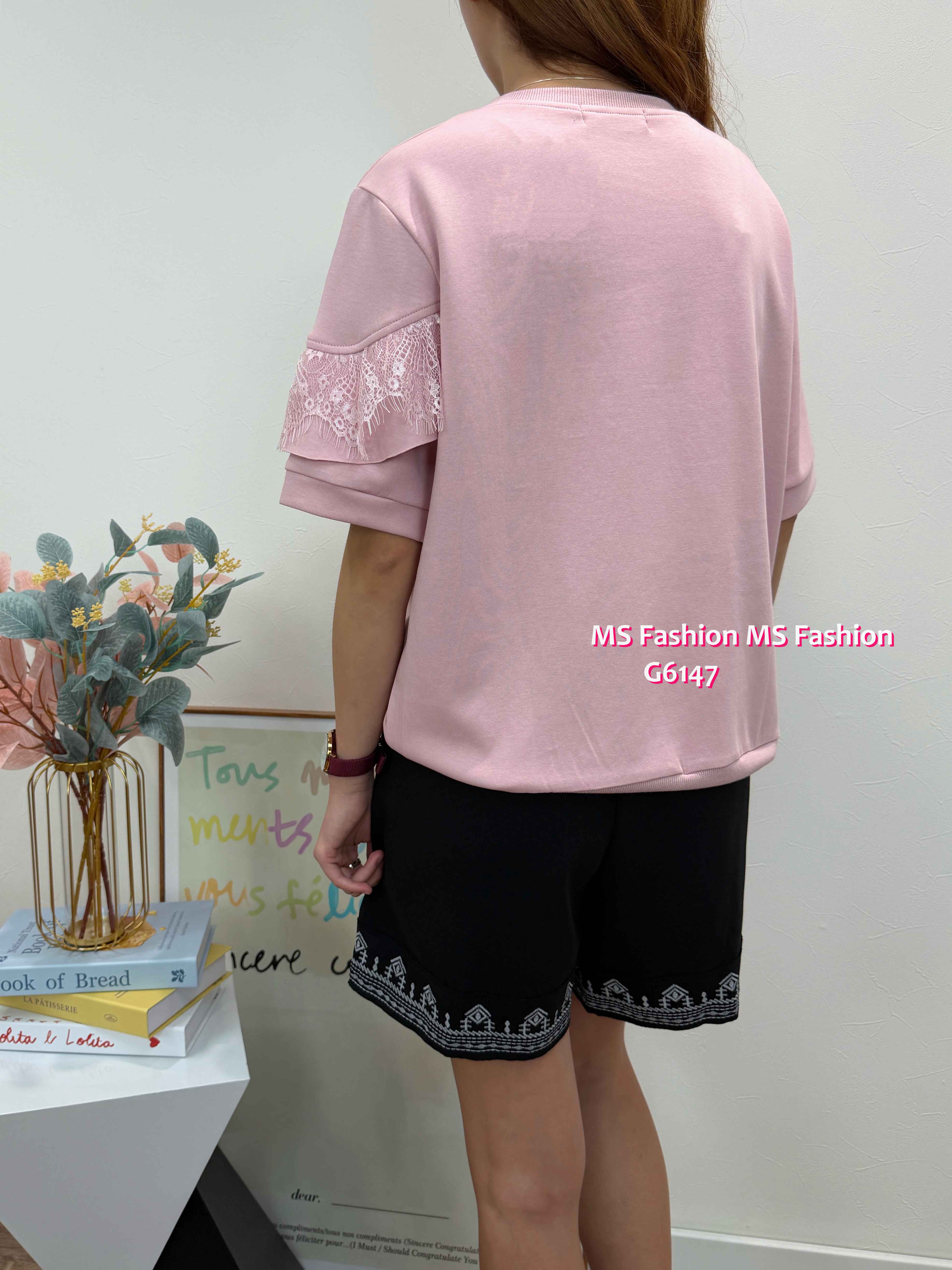 G6147 韓國🇰🇷拼lace ruffle top