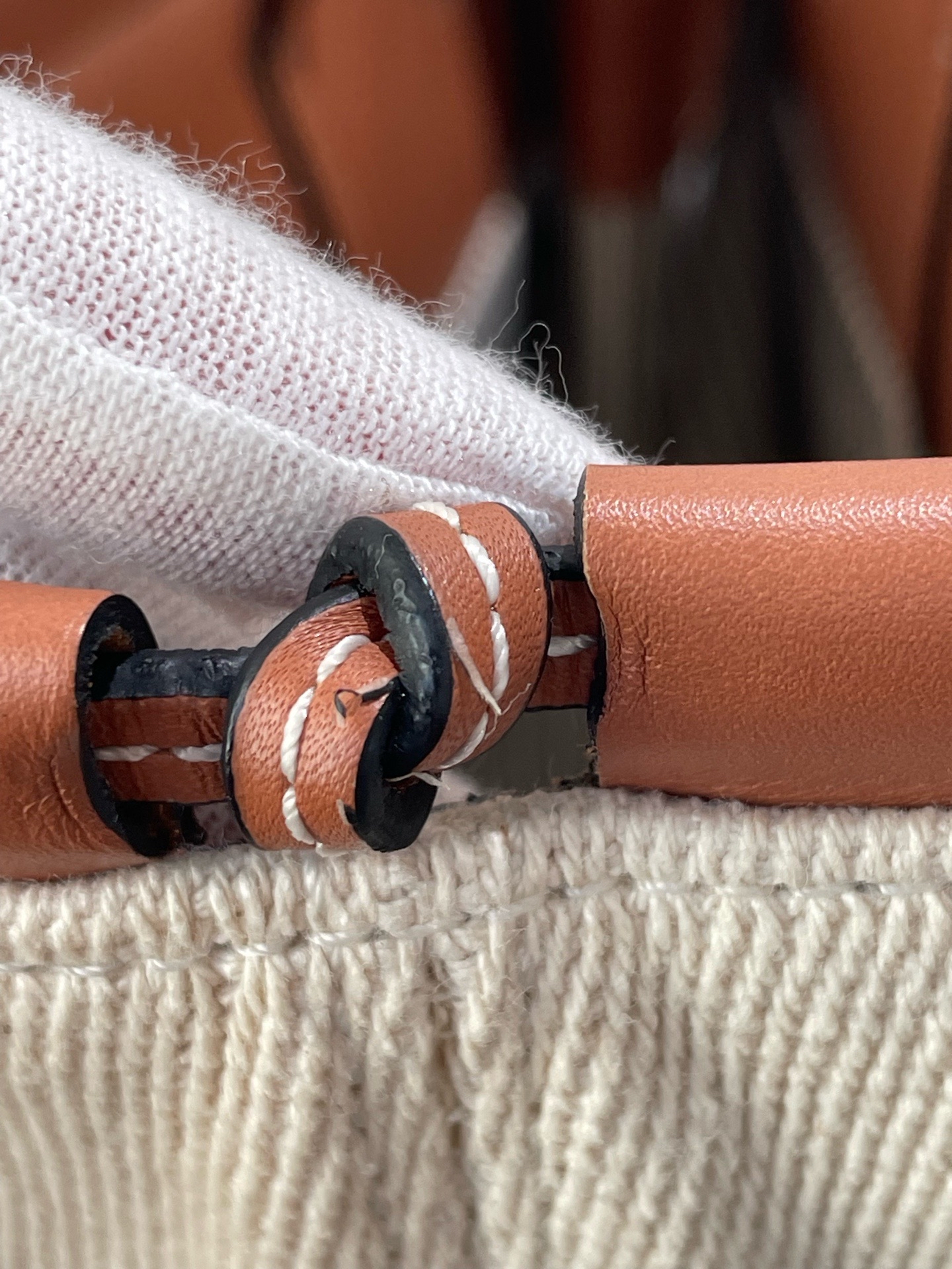 【預訂貨品】LOEWE米色帆布拼焦糖牛皮tote