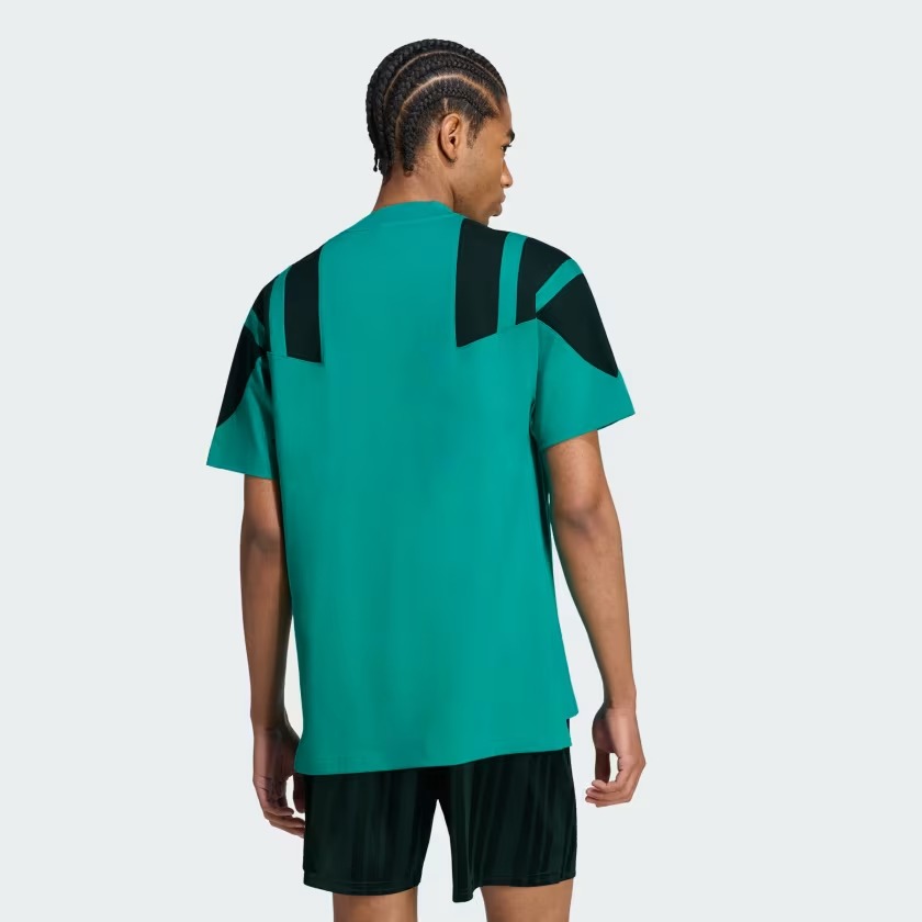 Adidas Liverpool 利物浦 2026-27 EQT 運動短袖 T 恤 KG2921