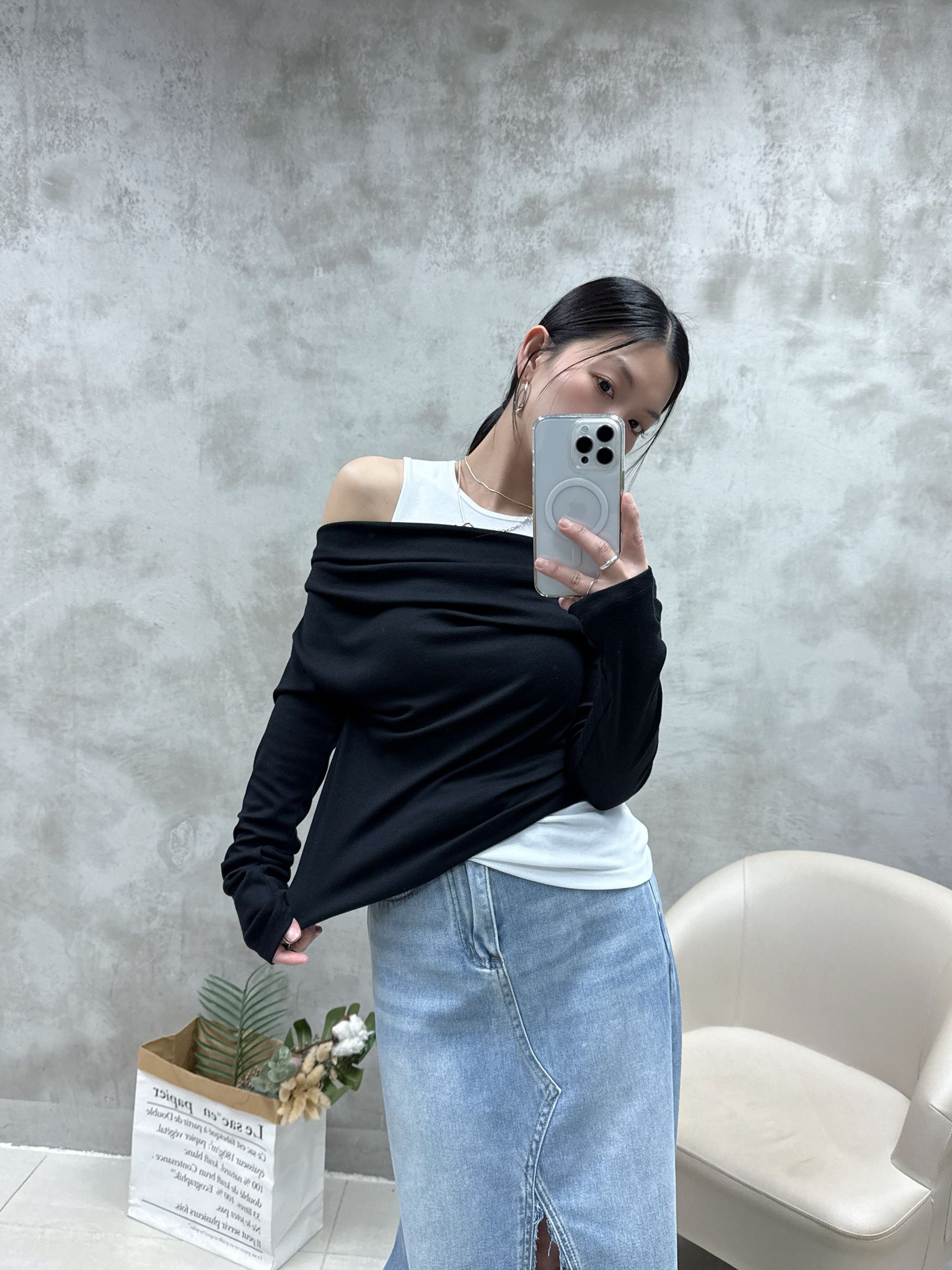 A05 假兩件拼色露膊Top