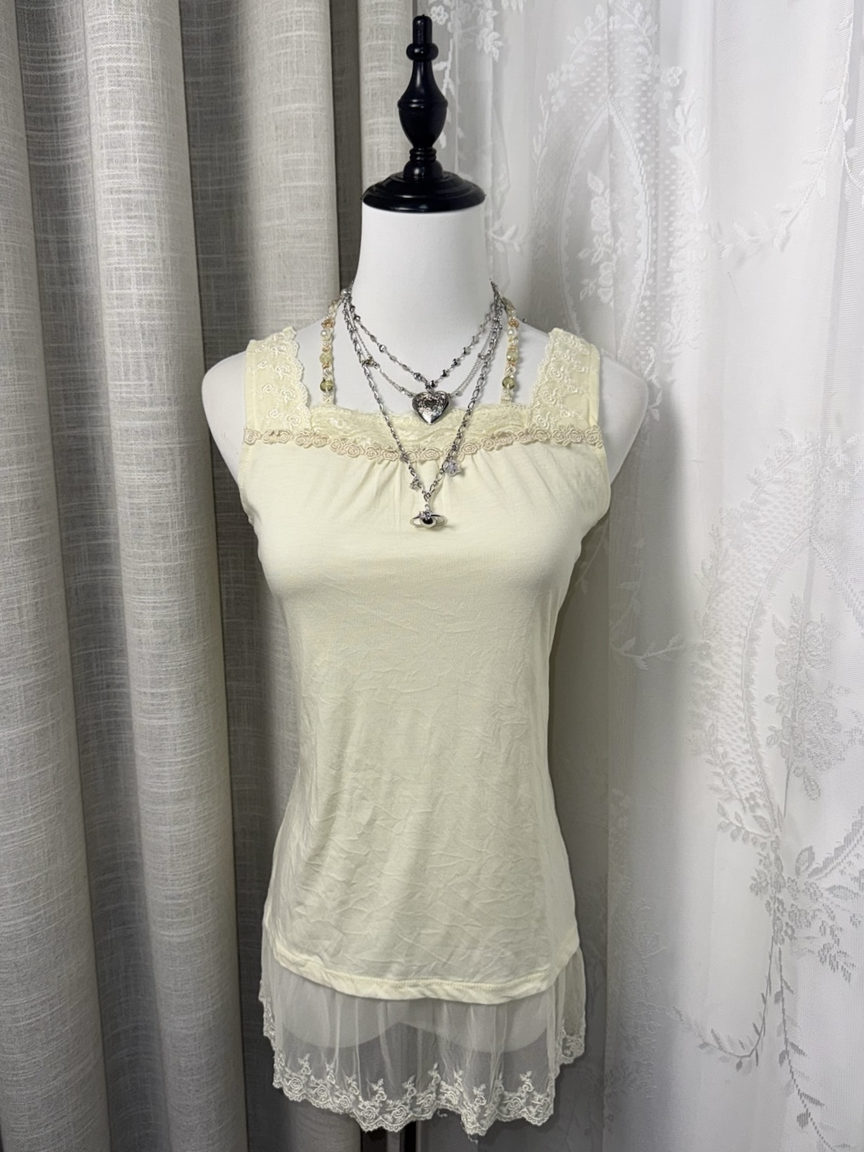 Axes Femme Lace-Trim Tank with Mesh Hem Cami