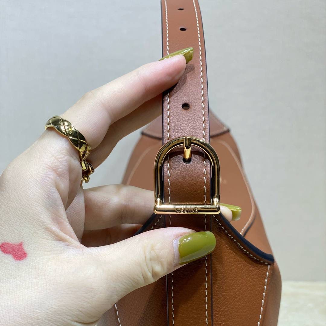 🔥大货实拍图 𝗖𝗘𝗟𝗜𝗡𝗘 ♥ 𝗥𝗢𝗠𝗬 型号：197443 尺寸34*16*5cm