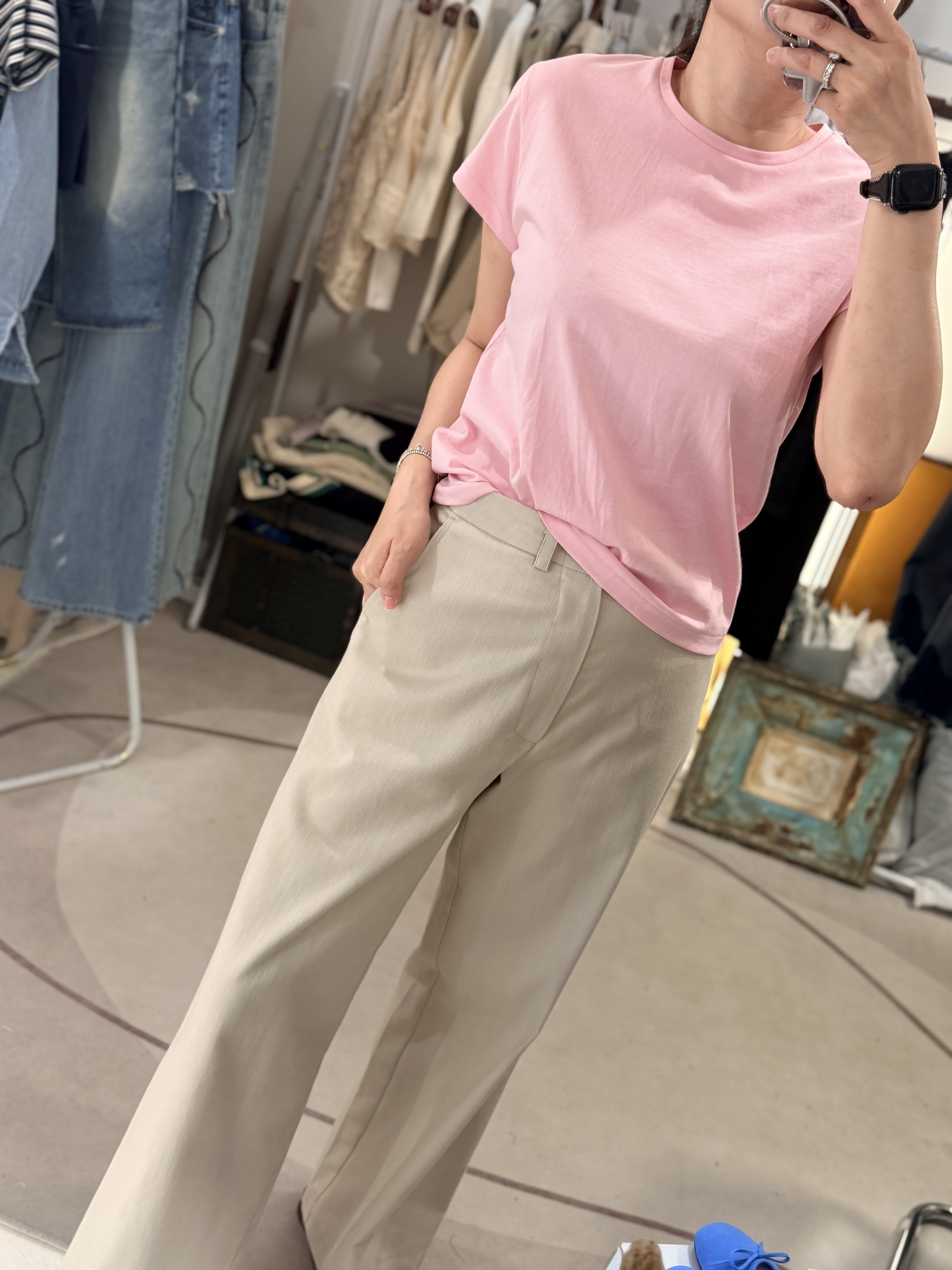 Colourful fit cutting basic tee