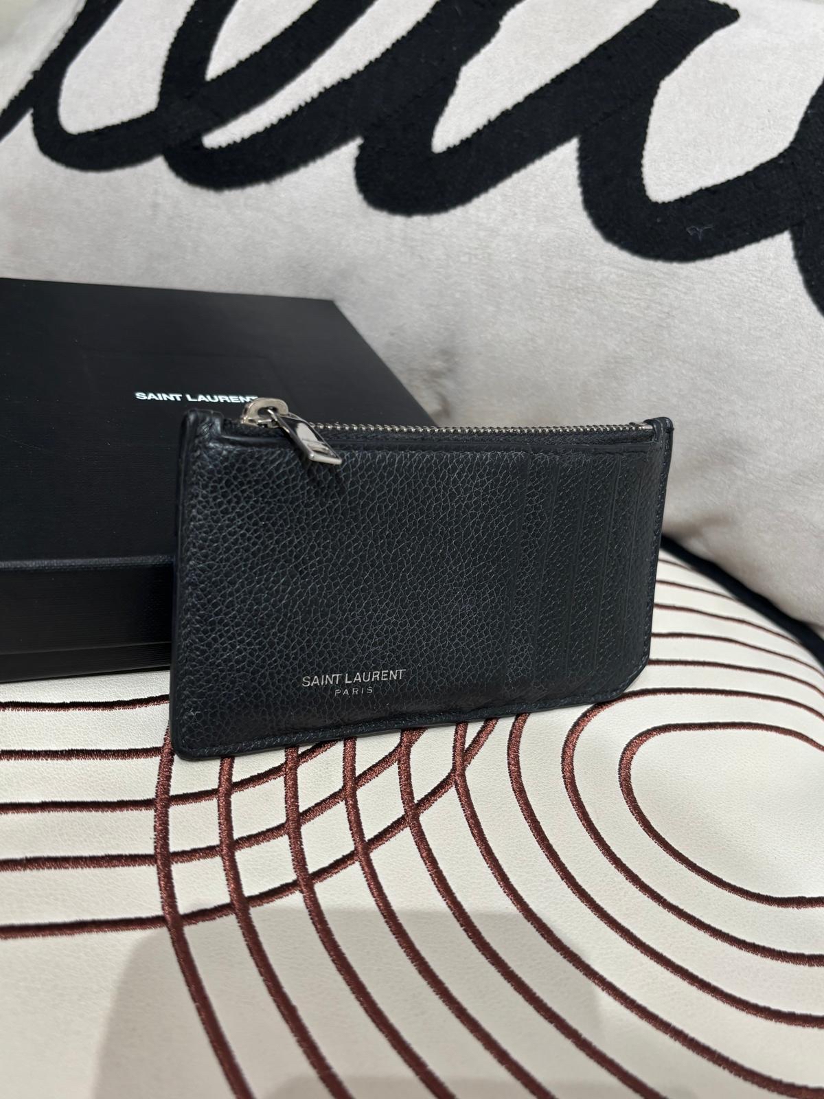 YSL Zip Card Holder 100%Authentic, 88%New ✅Box
