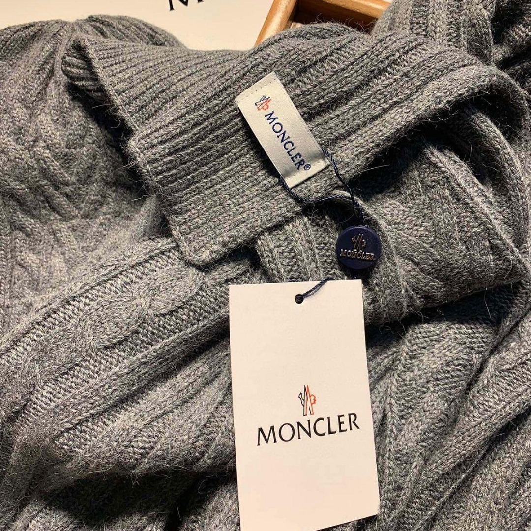 【現貨】【原單】Moncler羊毛冷帽➕頸巾套裝 塵袋裝