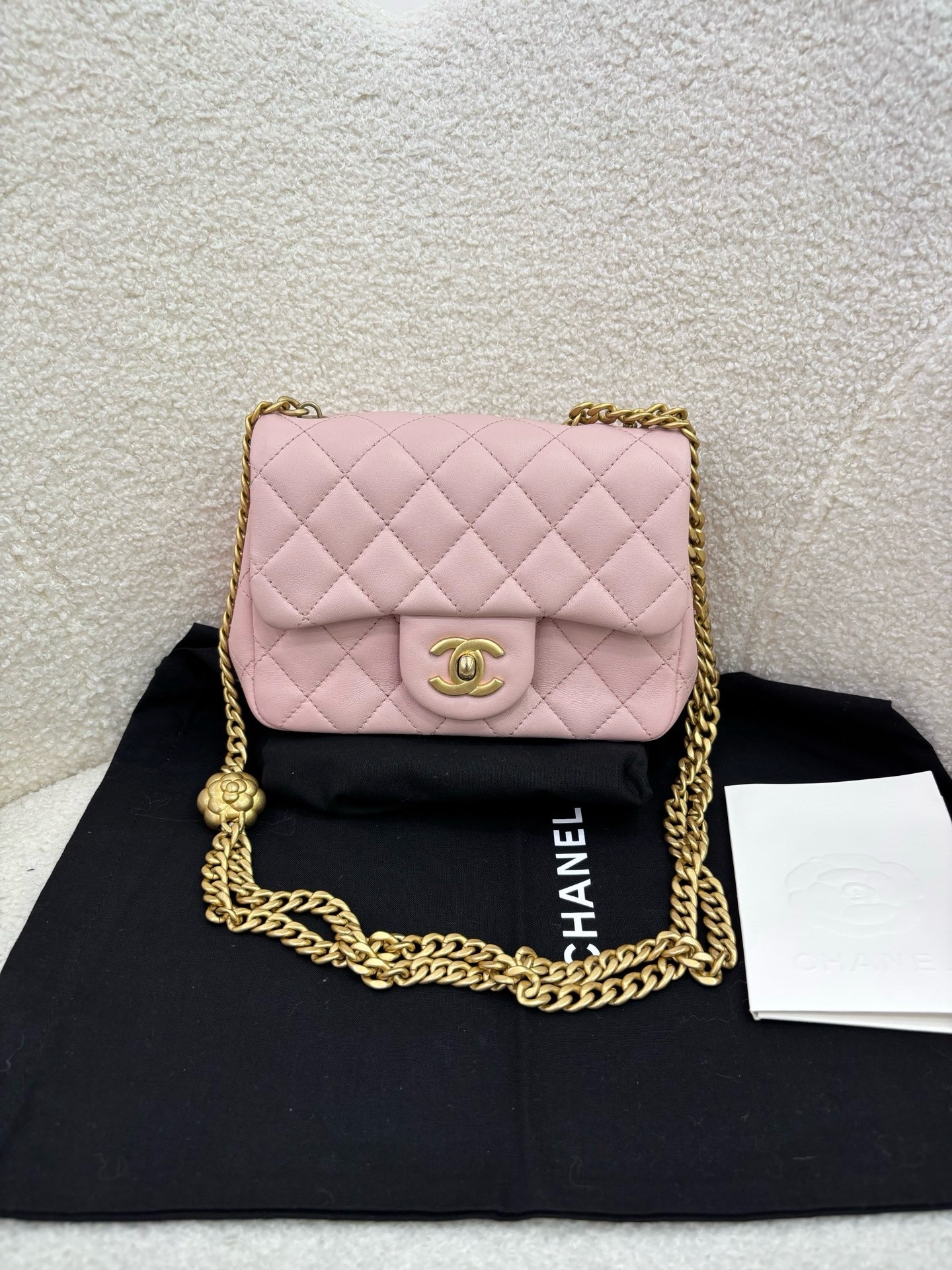 Pre-owned Chanel  Camellia Embossed Chain Adjustable Light Pink Flap HandBag