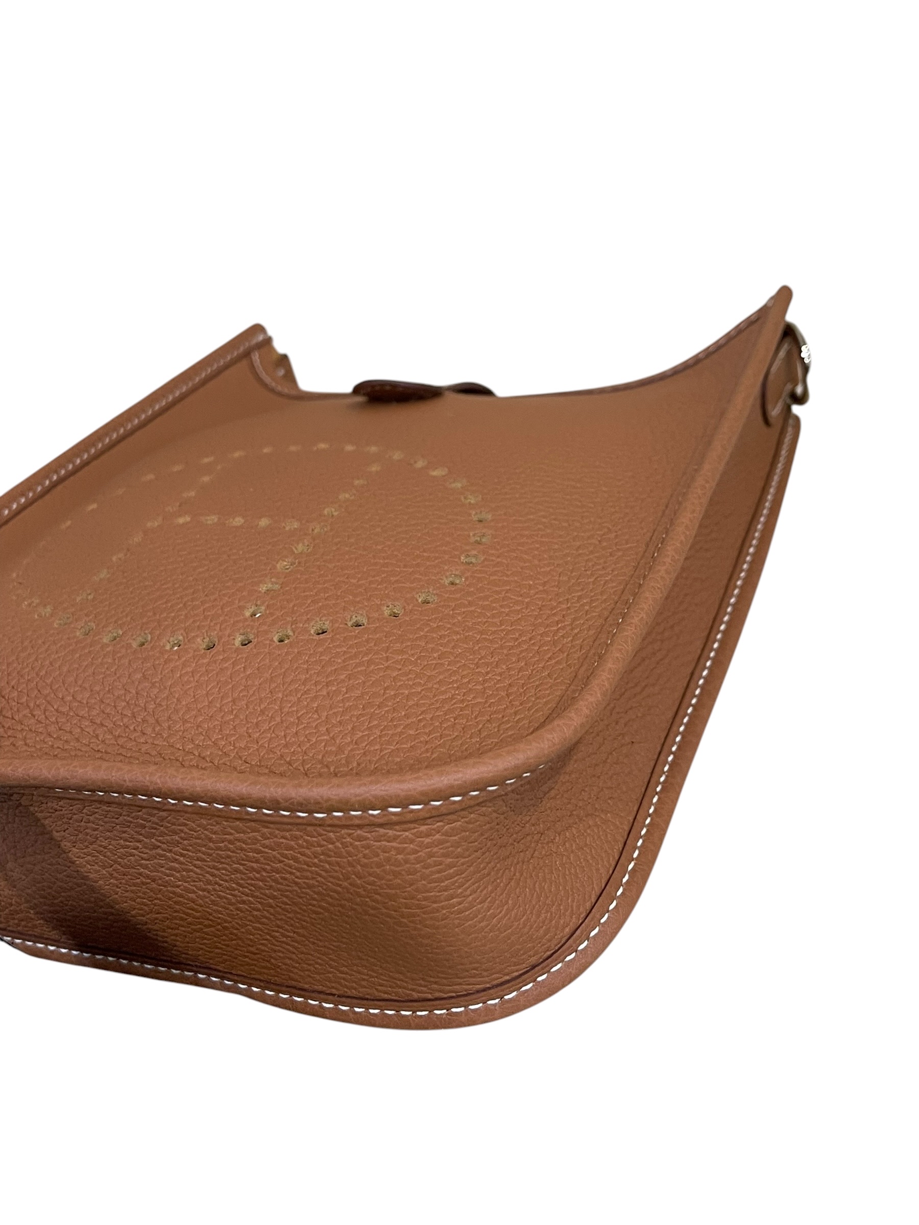 Pre-Owned HERMÉS Mini E Stamp U / Product Code: 26060514