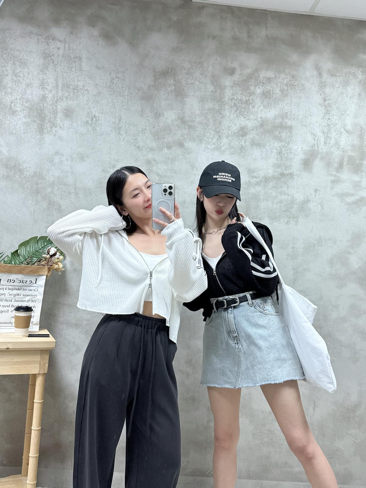 E01 運動風雙拉鏈網外套