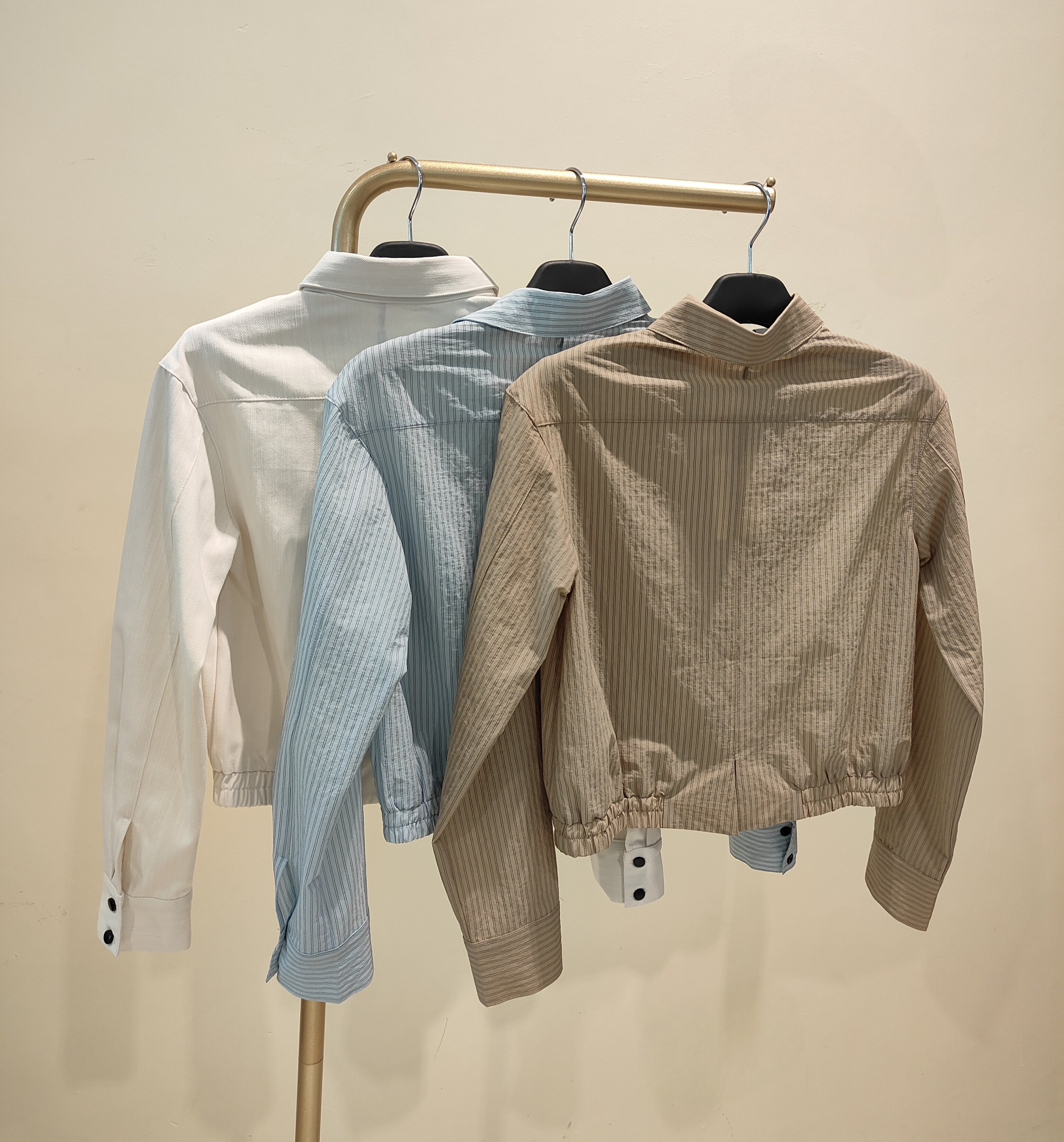 独家刺绣MW字母长袖上衣 2692