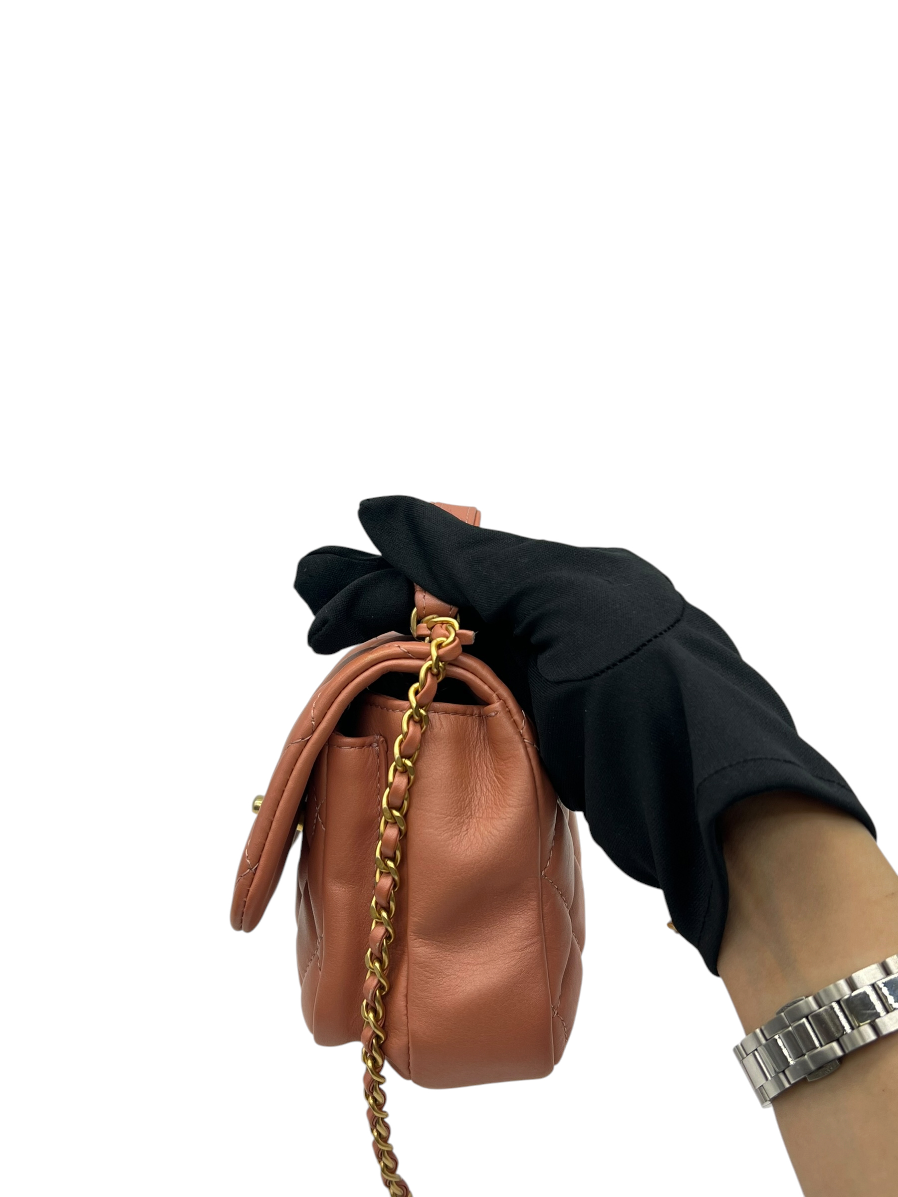 Pre-Owned CHANEL Flap Bag / Product Code: 26052806