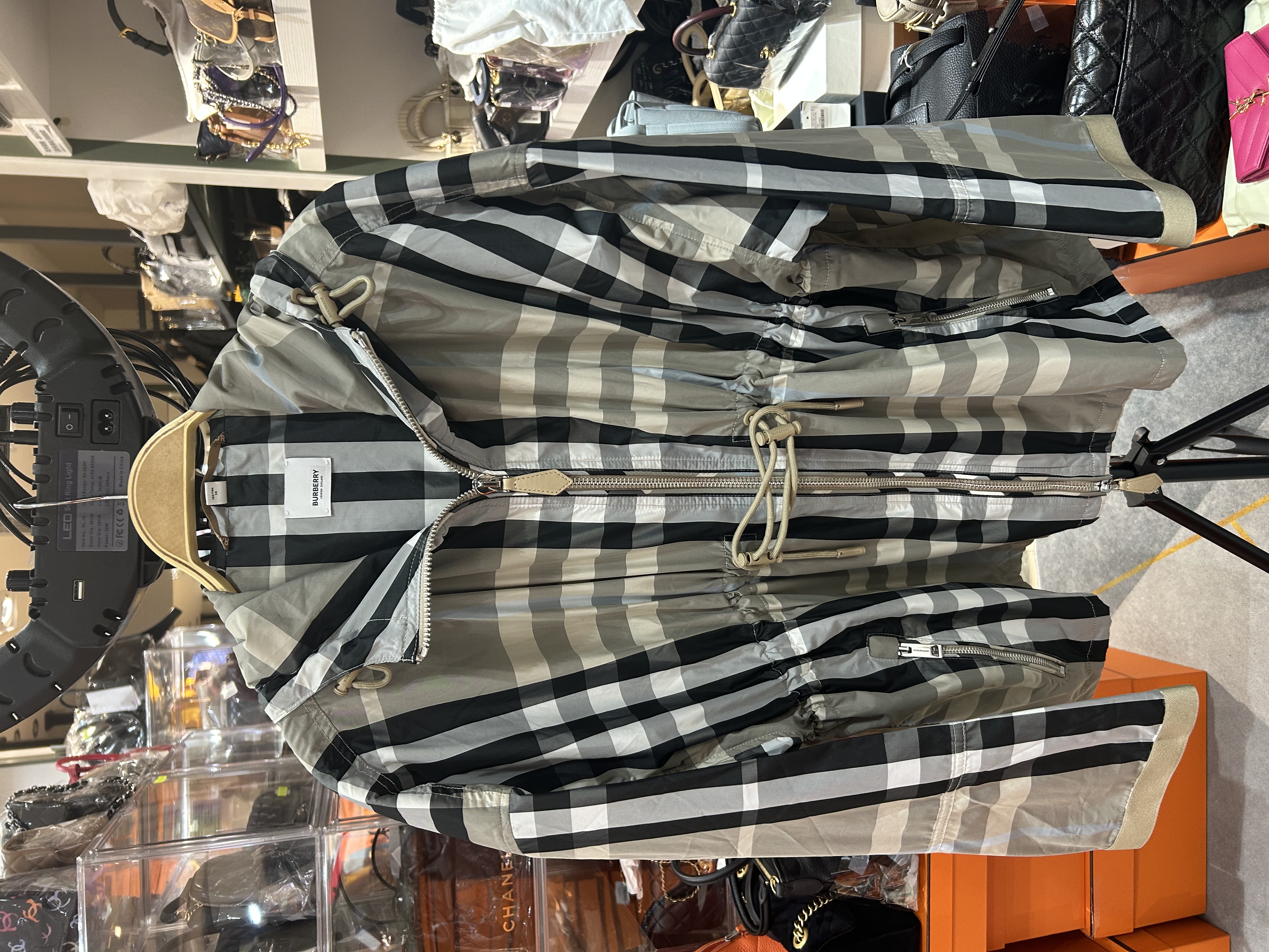 未使用品 BURBERRY Check Hooded Outer Grey Size: 34 100%Authentic, Unused未使用品