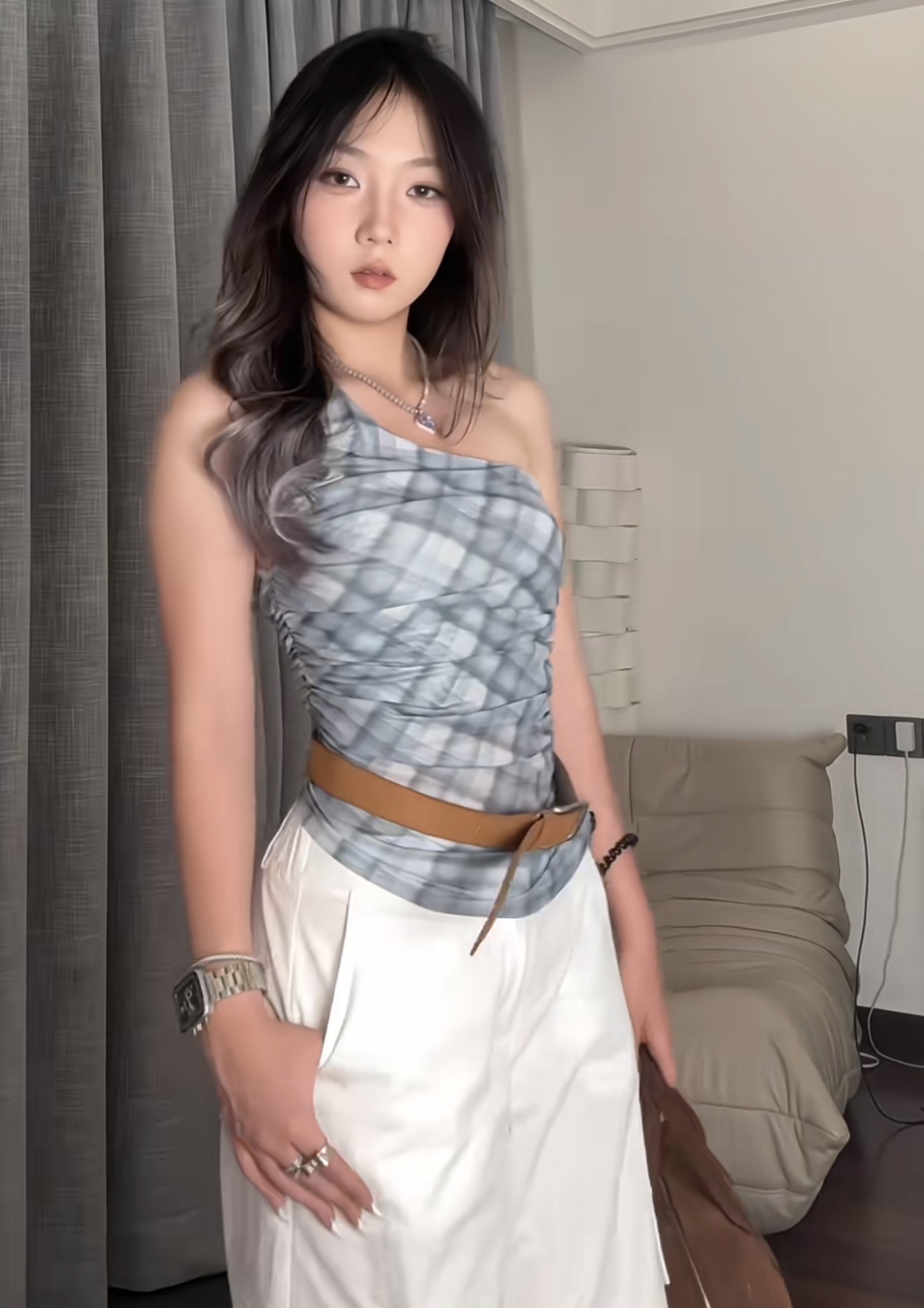 TP412蓝格斜肩上衣