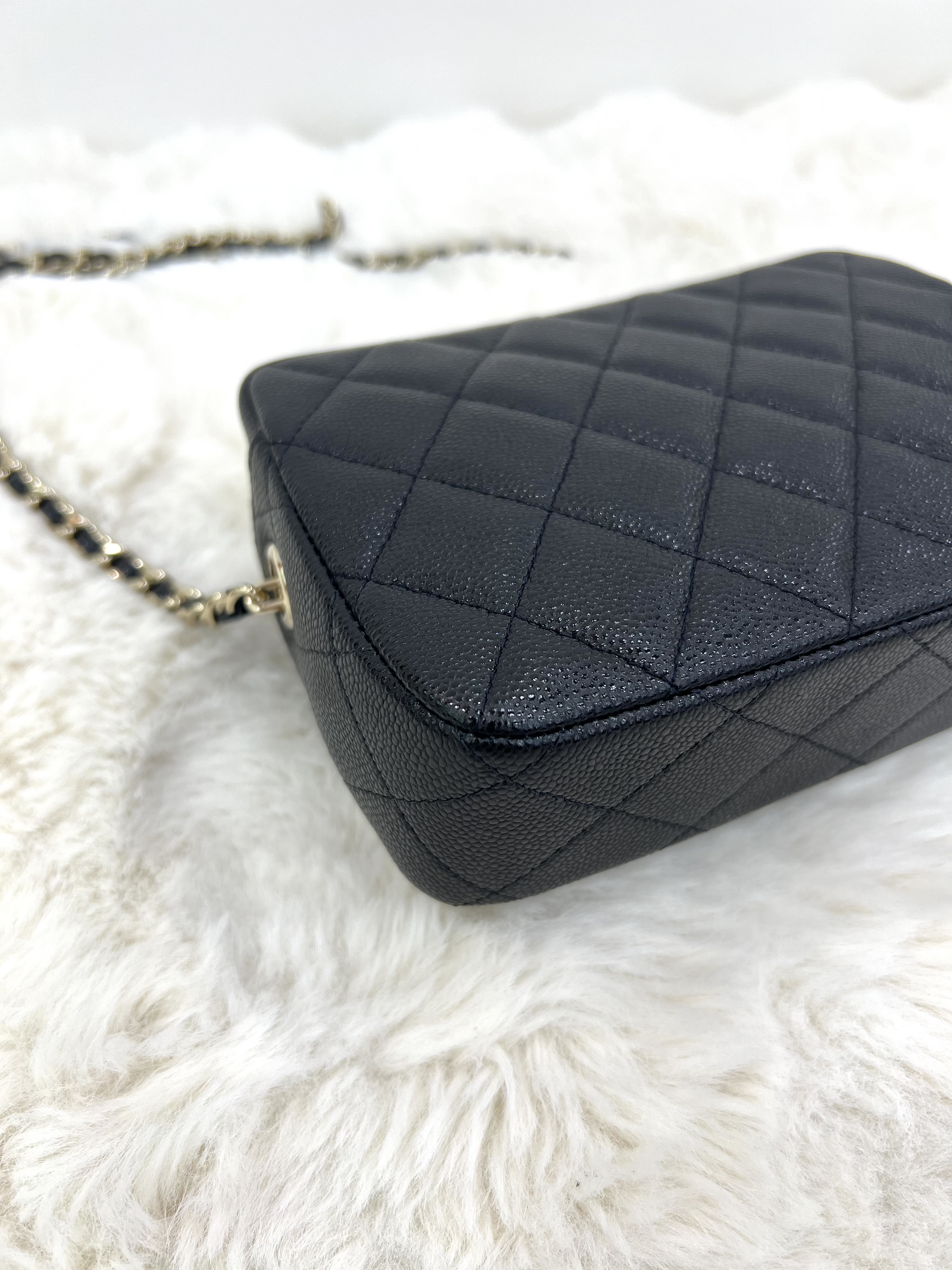 Pre-owned Chanel Matelasse Classic Chain Clutch / Product Code: 080921