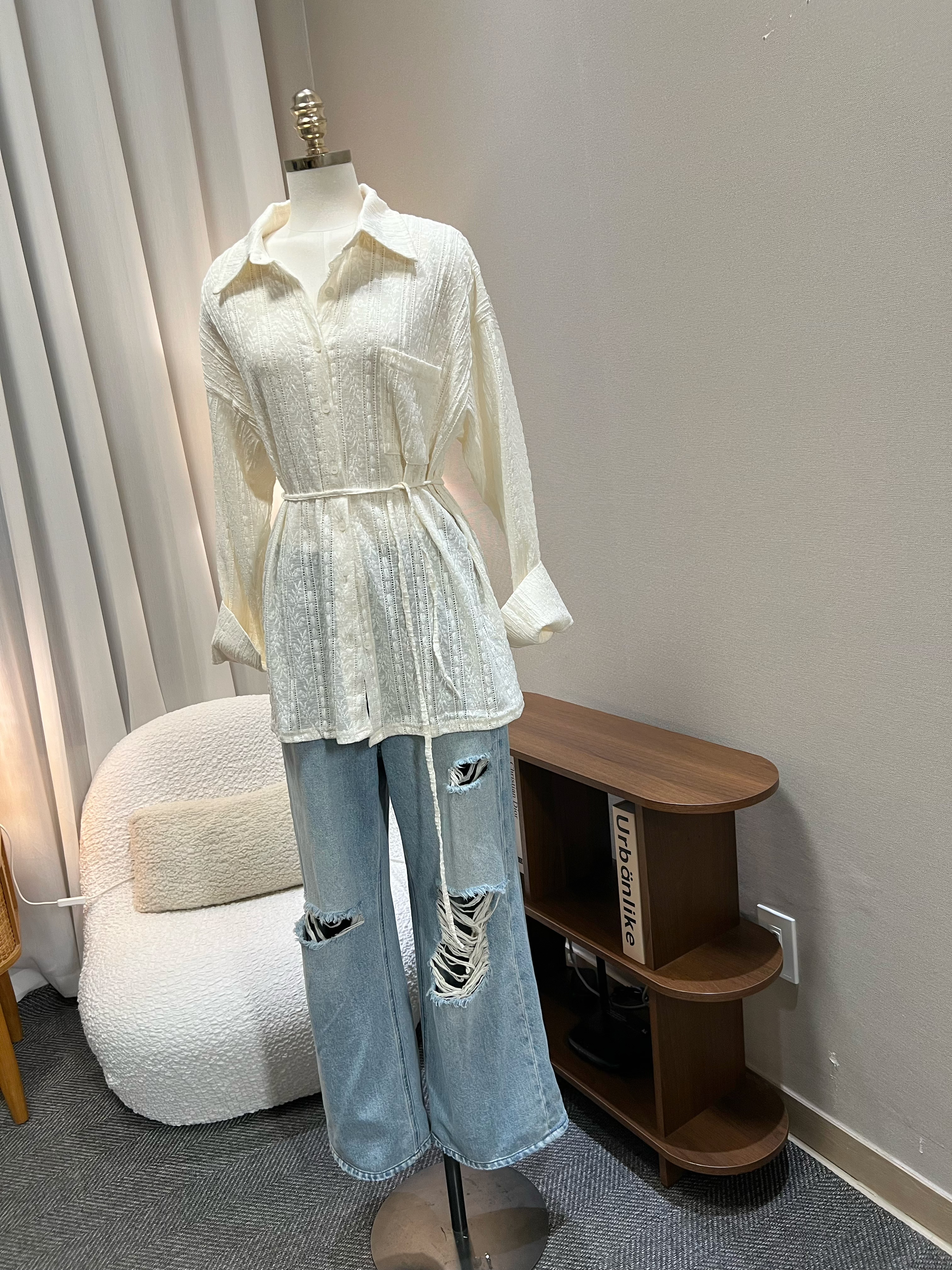 Lace Shirt 🤍