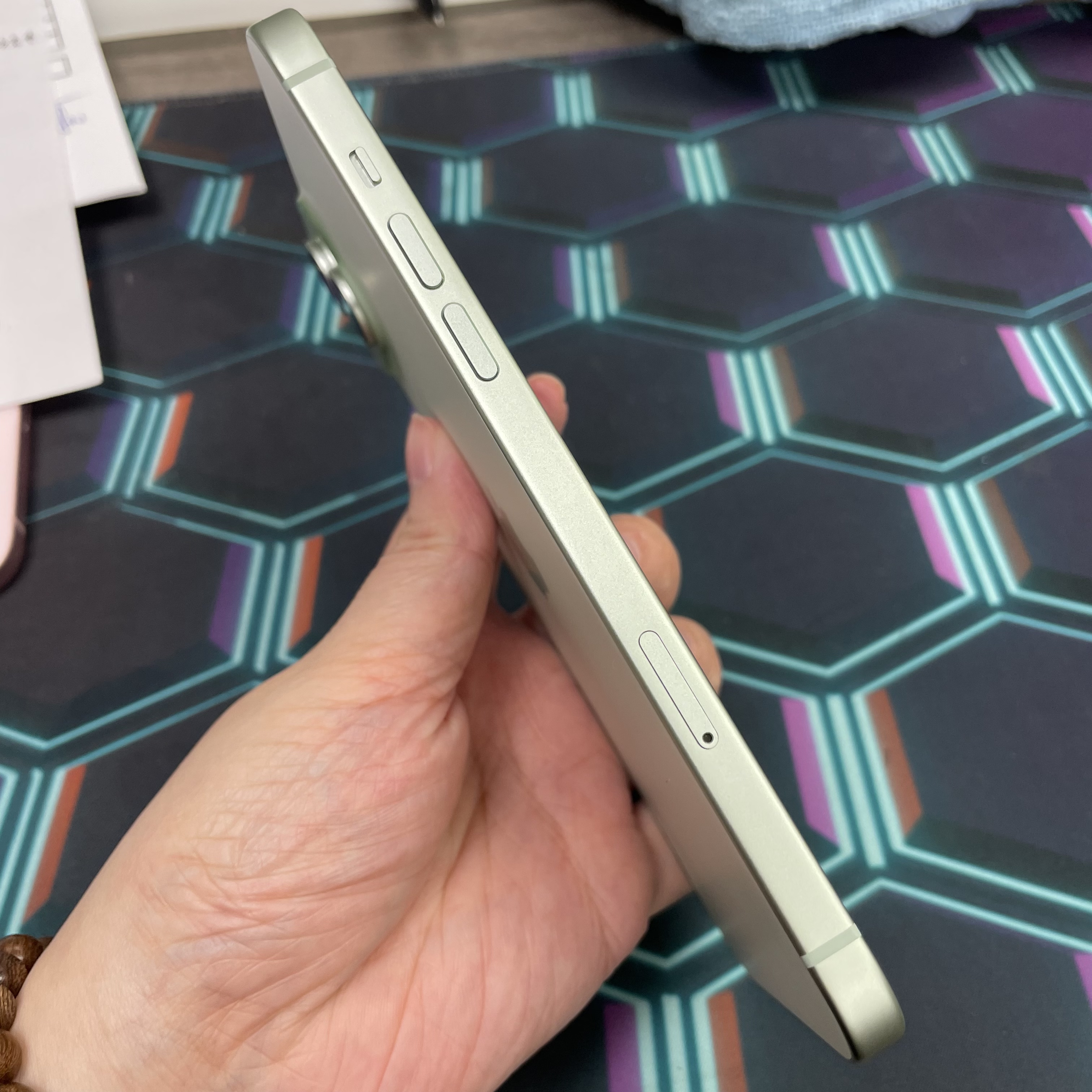 *8263 15 plus 完美機 256GB 電100 綠色 green