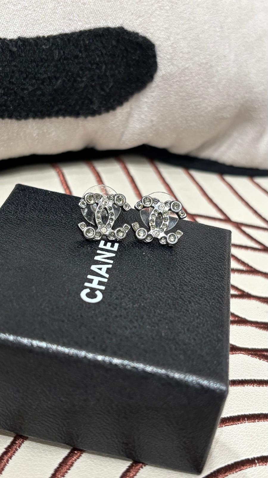 Chanel Earrings CC 閃石 100%Authentic,95%new✅box 