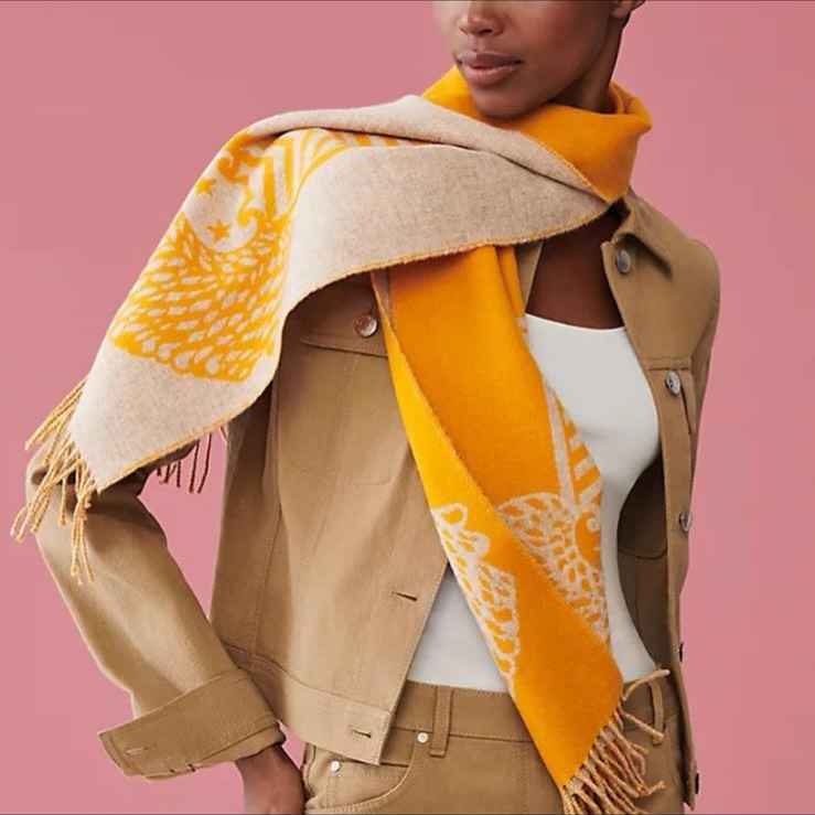 HERMES 全新🔥Casaque 雙面印花 100%喀什米爾羊絨 圍巾💛