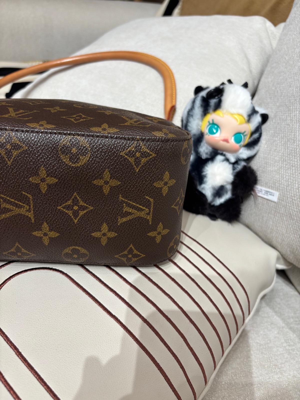Lv looping hobo M51146 monogram 100%Authentic,98%new✅dust bag 