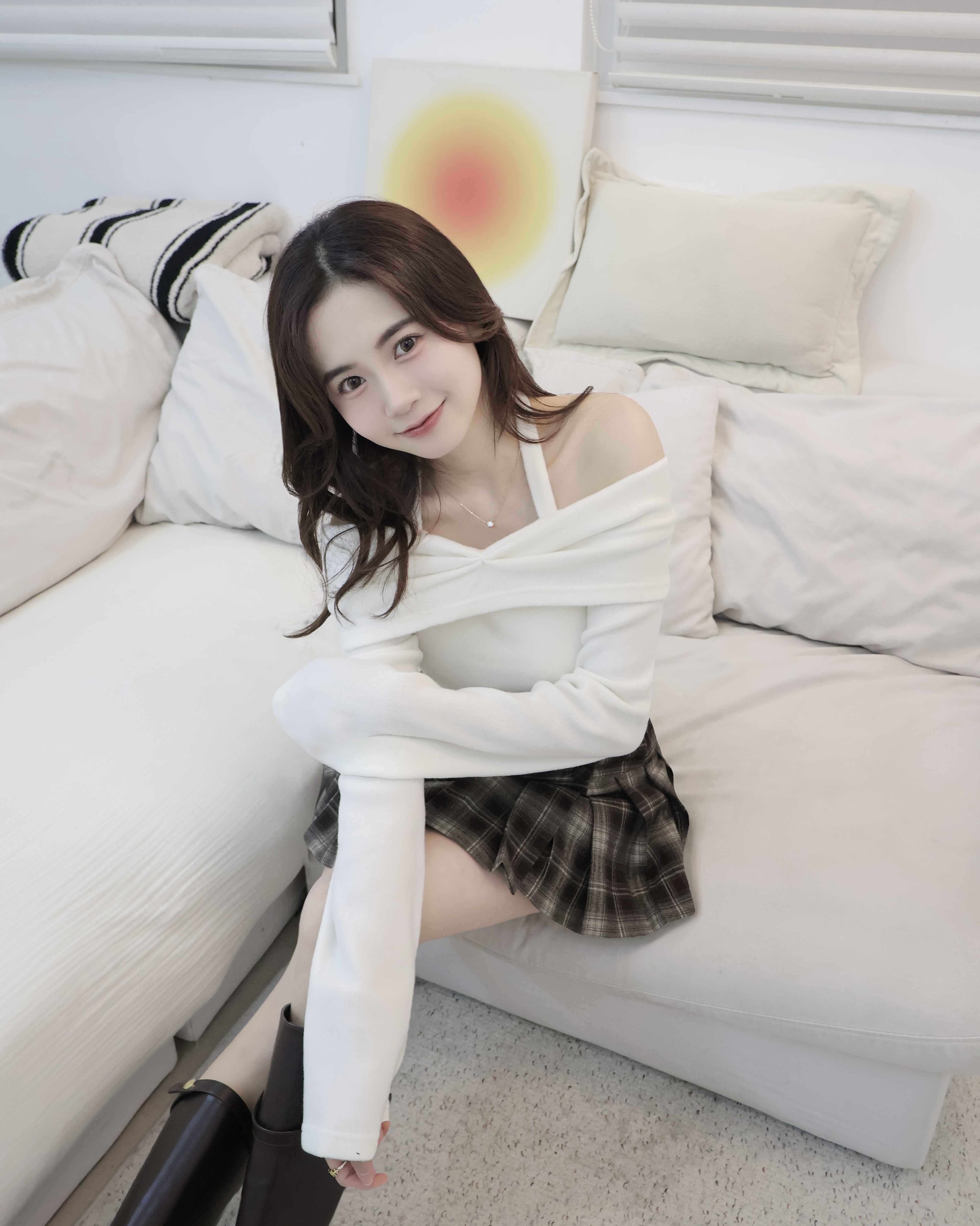 【 熱賣超過200件🧧❣️棉花糖觸感！皺褶倒V露肩上衣❤️‍🩹】Mochi Crinkled Off Shoulder Top(四色入)