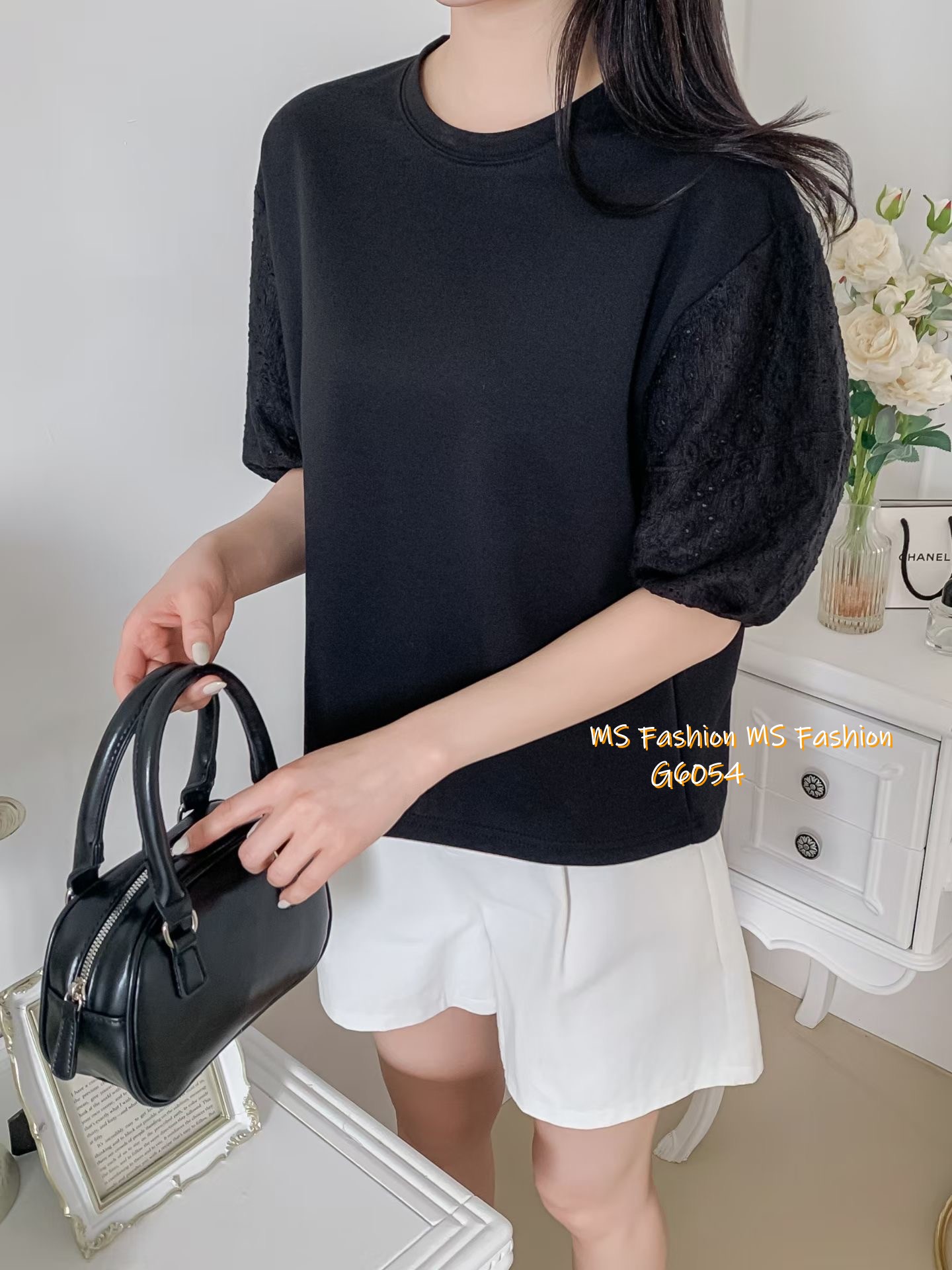 G6054 韓國🇰🇷通花泡泡袖top