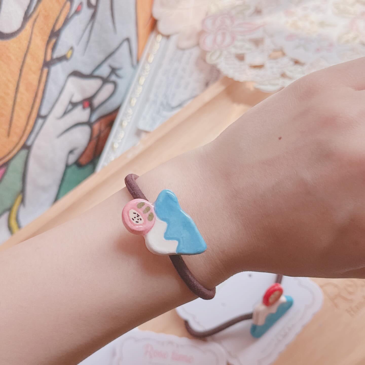 ᴿᵒˢᵉ ᵗⁱᵐᵉ ʰᵃⁿᵈᵐᵃᵈᵉ7️⃣週3月10-12日 日半價飾物 ｜ 手繪側達摩富士山髮圈