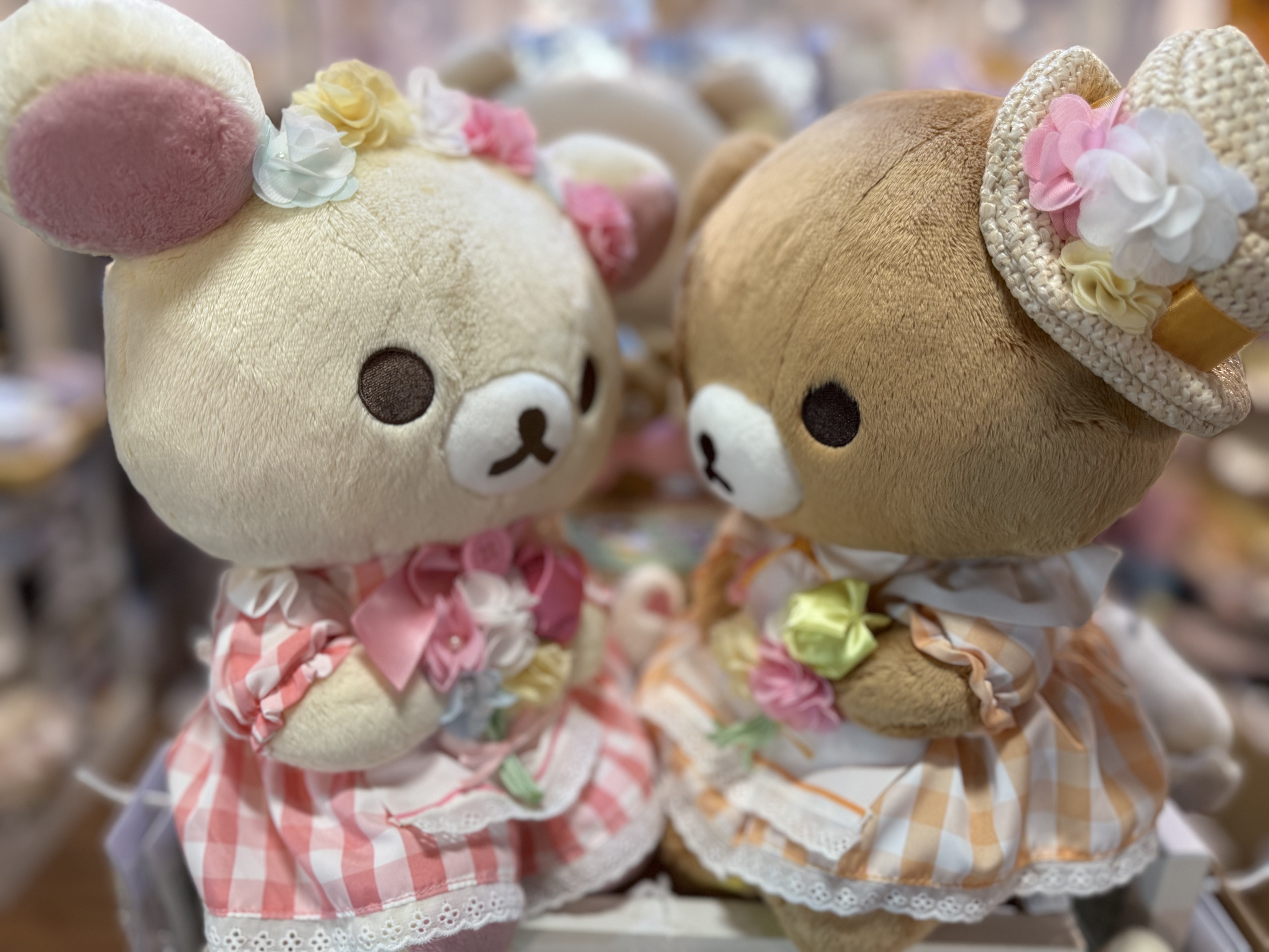 《現貨》全新日本有樂町pop up店限定 花花造型公仔（M size)