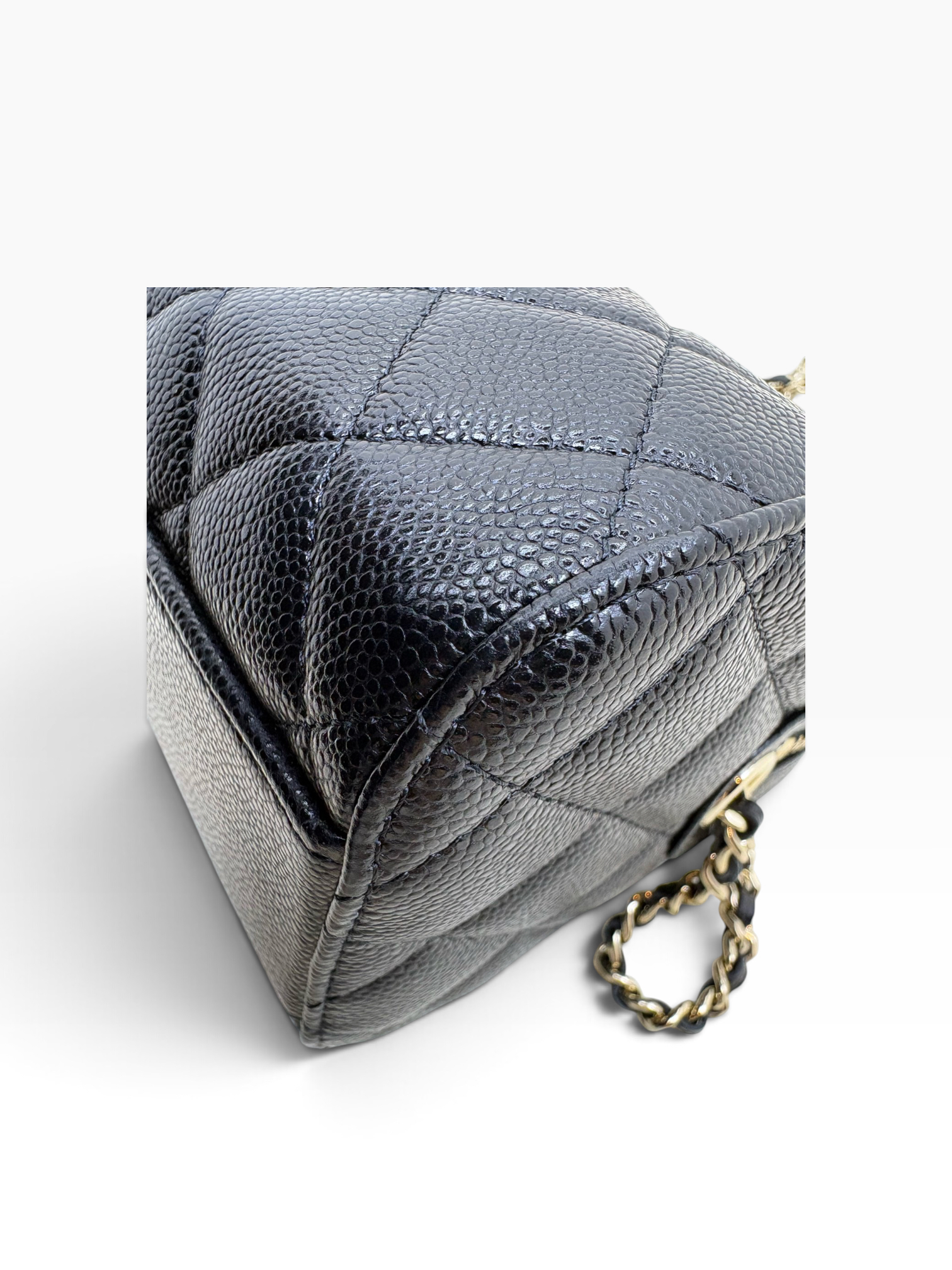 Pre owned chanel 25P K09011