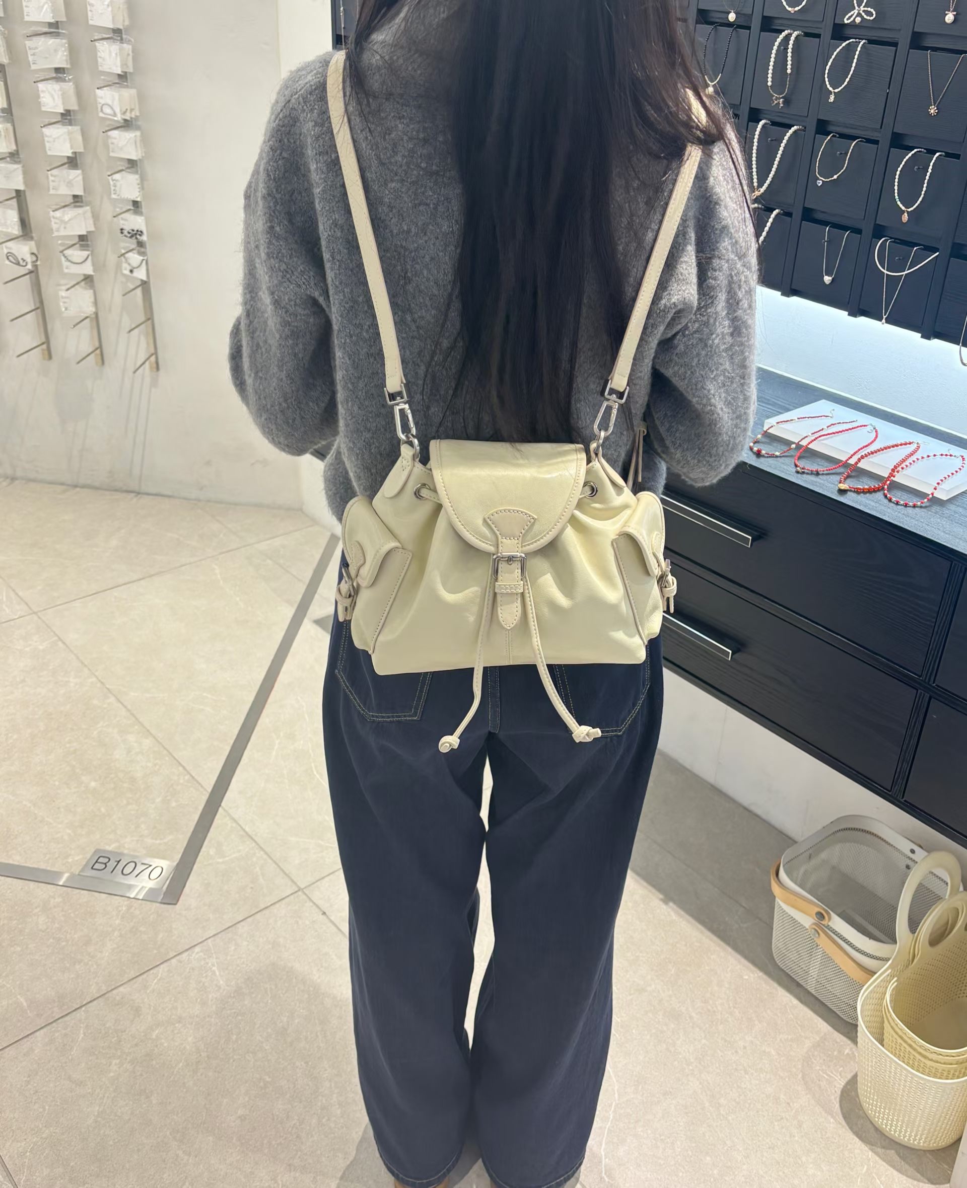 MILAE 多功能兩用復古後背/單肩抽繩皮革包