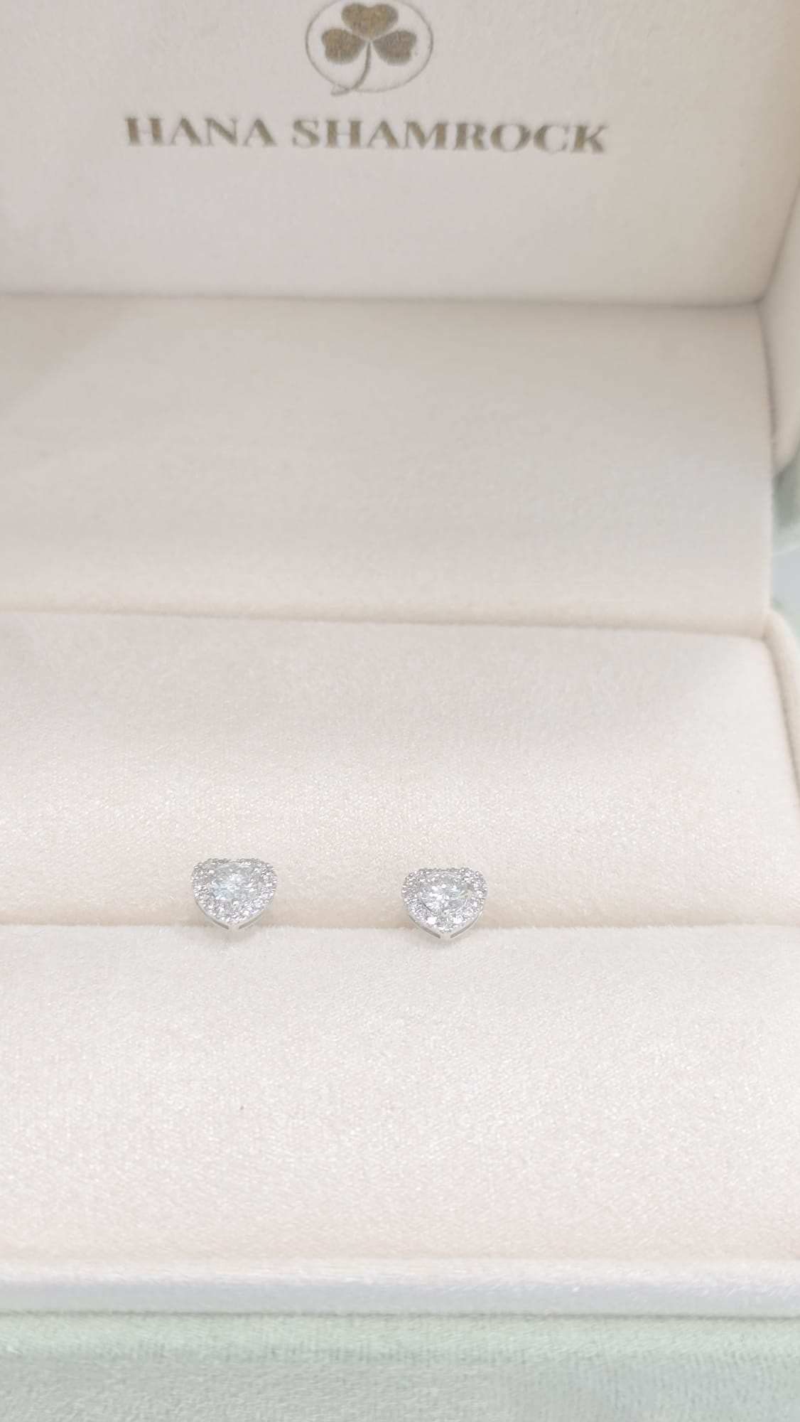 18K心形鑽石耳釘 d0.46ct