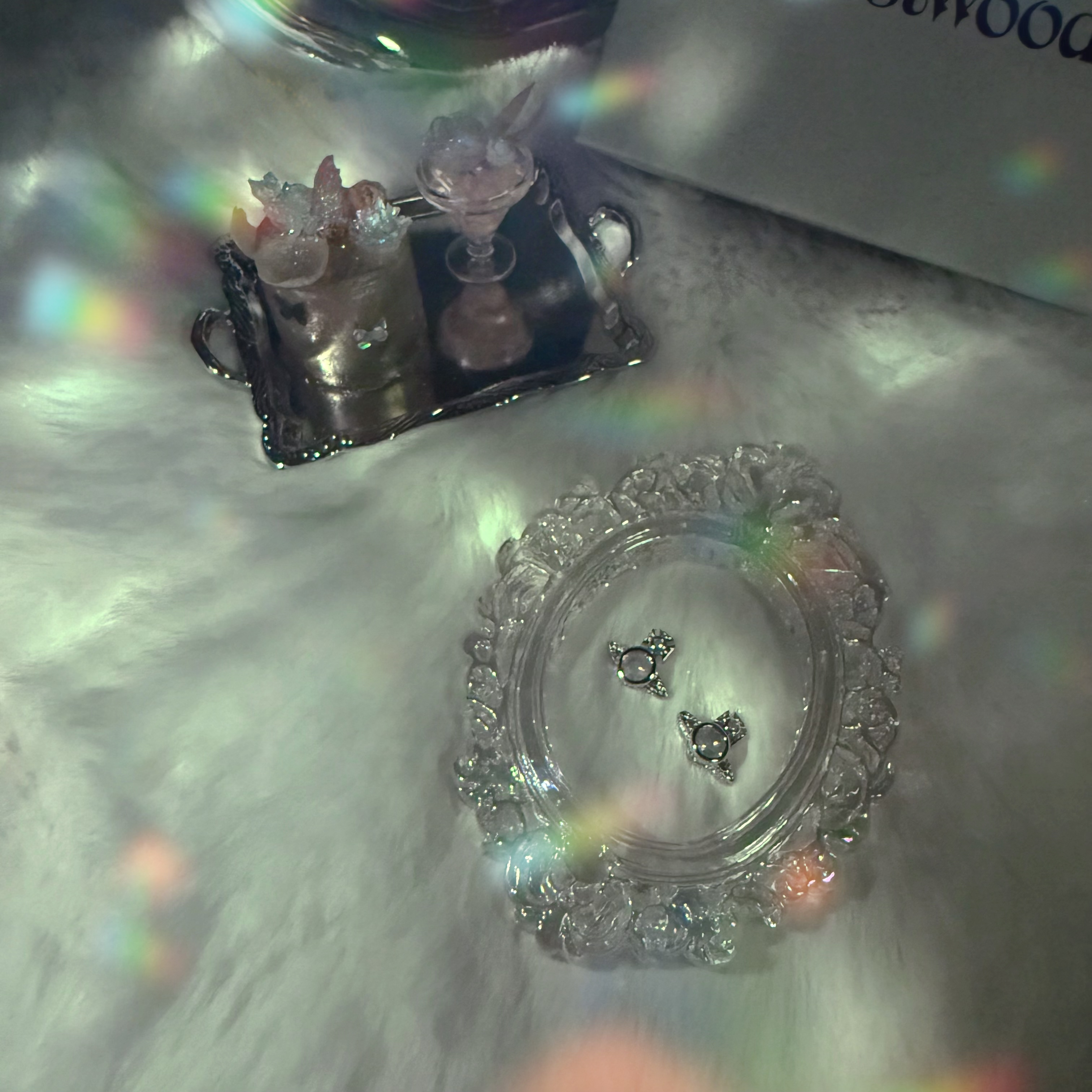 VW London earrings opal