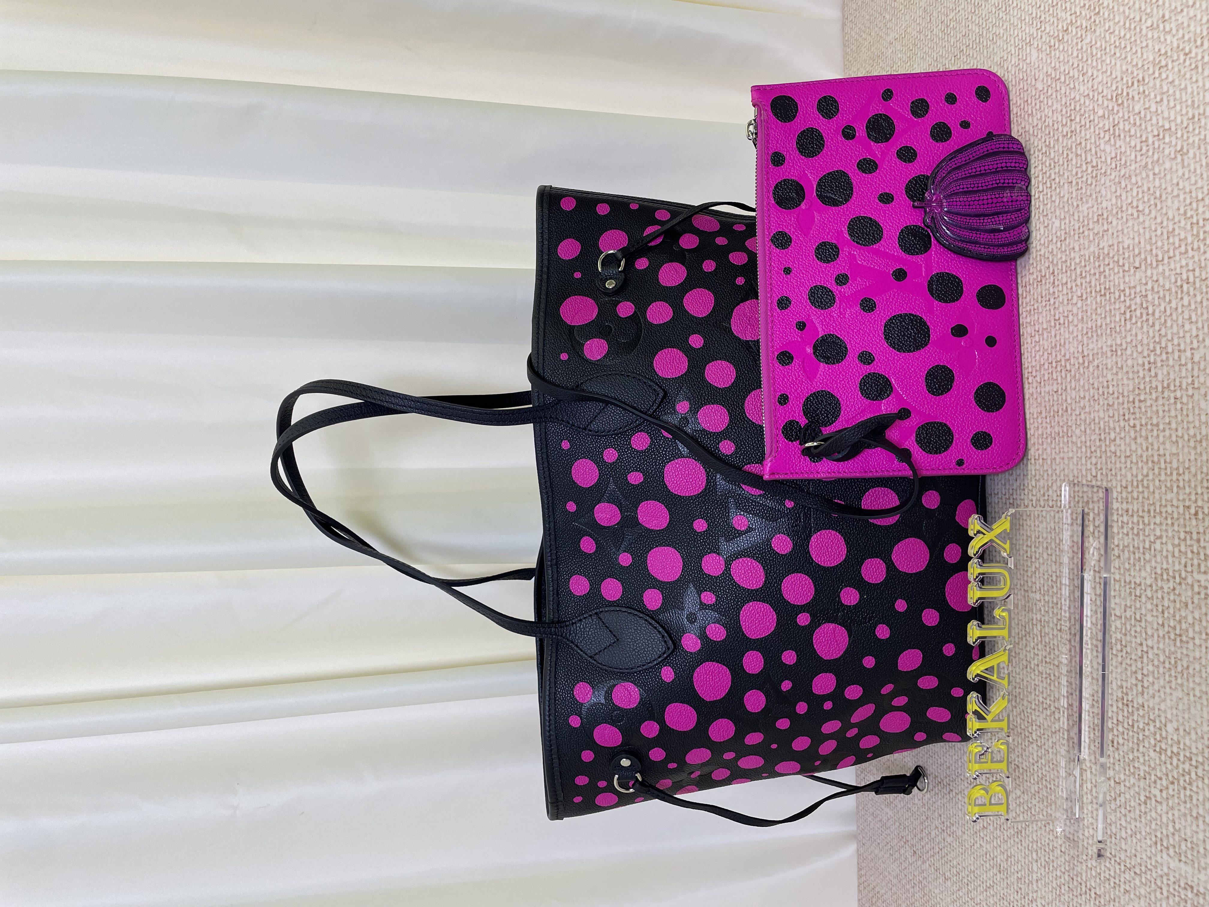 Pre-owned Louis Vuitton x Yayoi Kusama tote bag/ Product Code: 26031001