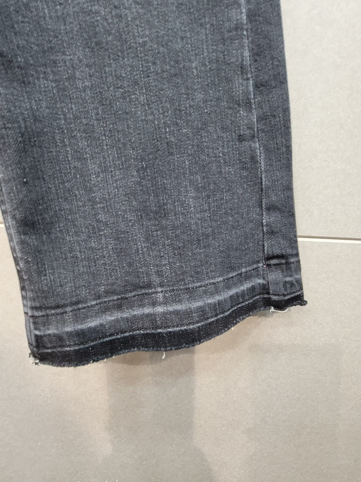 Bootcut 牛仔褲