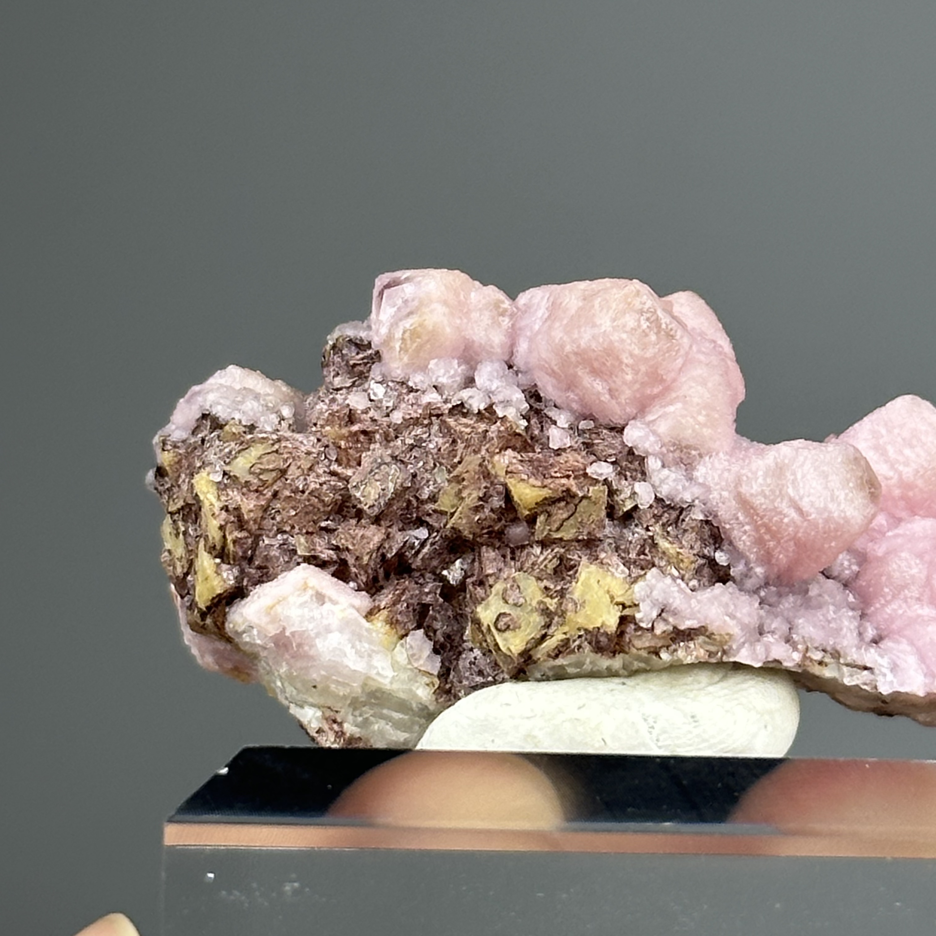摩洛哥鈷方解石 - Cobaltoan Calcite
