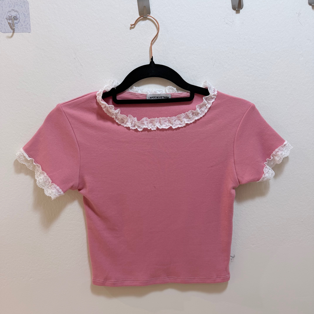 蕾絲邊短版T 卹