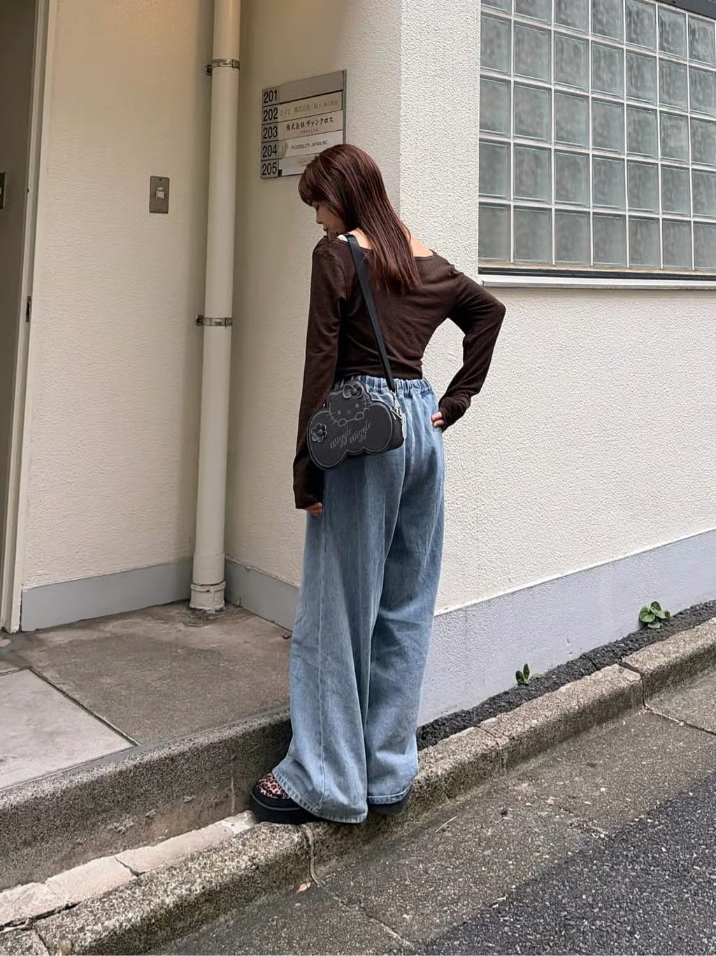 日本預訂📍日本Sanrio x Wiggle Wiggle系列 - Kitty蝴蝶結手袋 不包郵 2026年11月下旬出貨