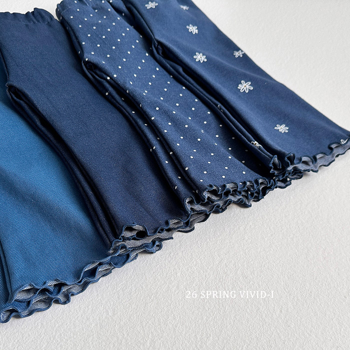 🇰🇷vivid_i pants