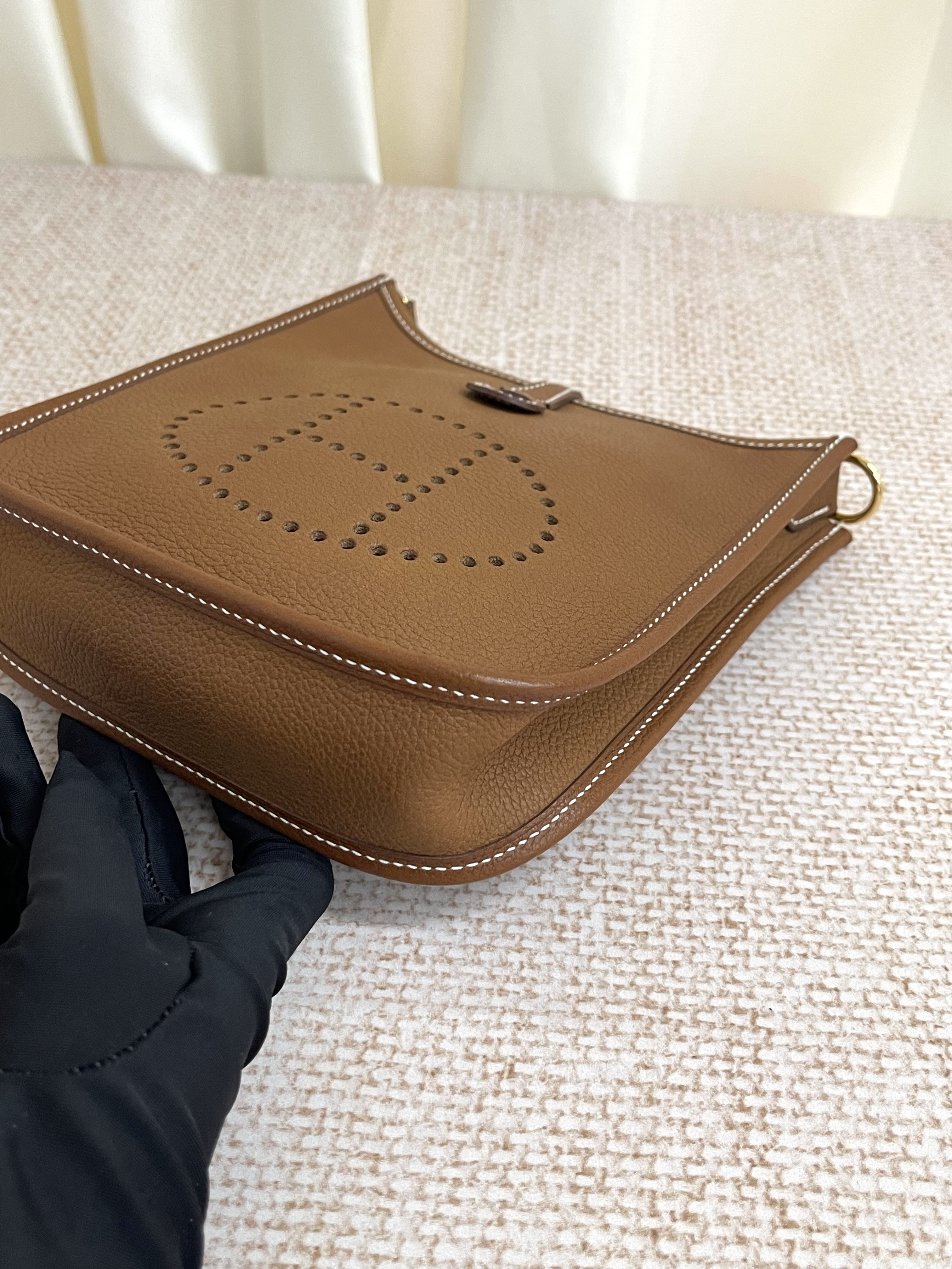 Pre-owned Hermes Mini E / Stamp W/ Product Code: 26031302