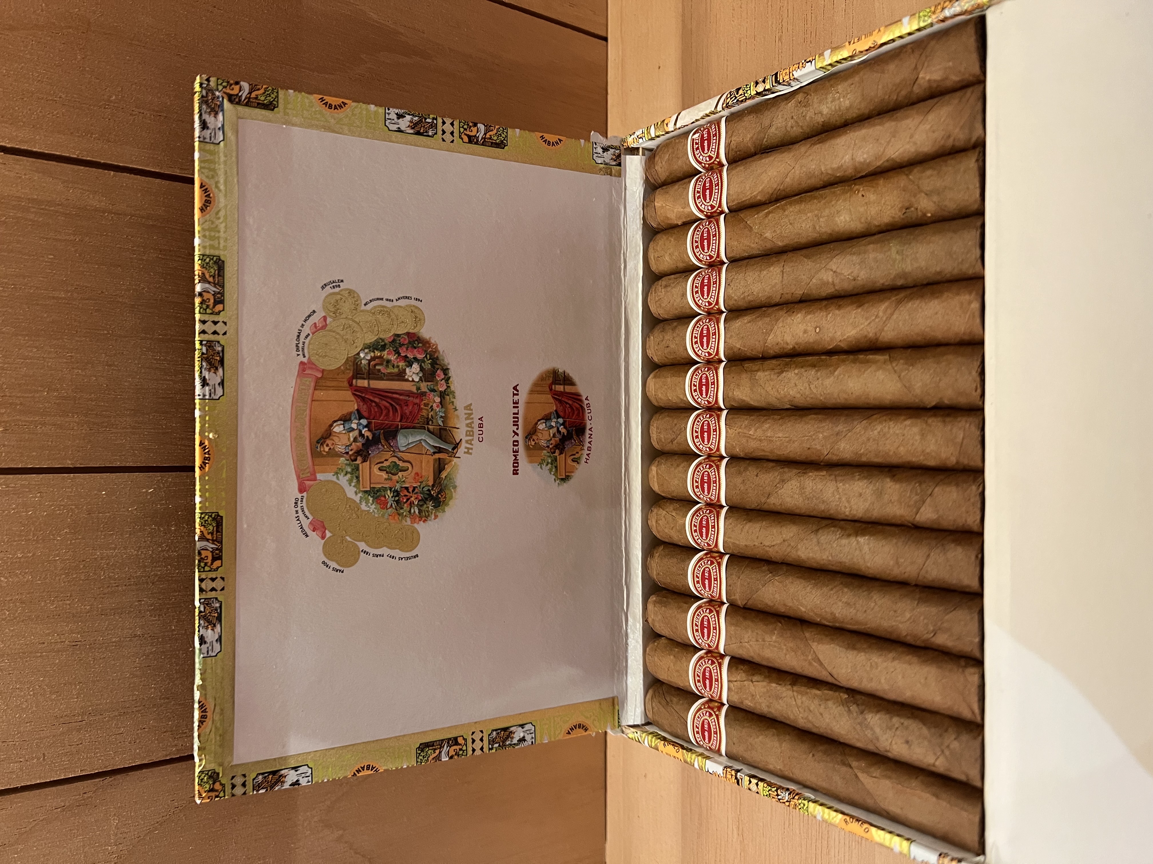 ROMEO Y JULIETA羅密歐妙麗（25支）