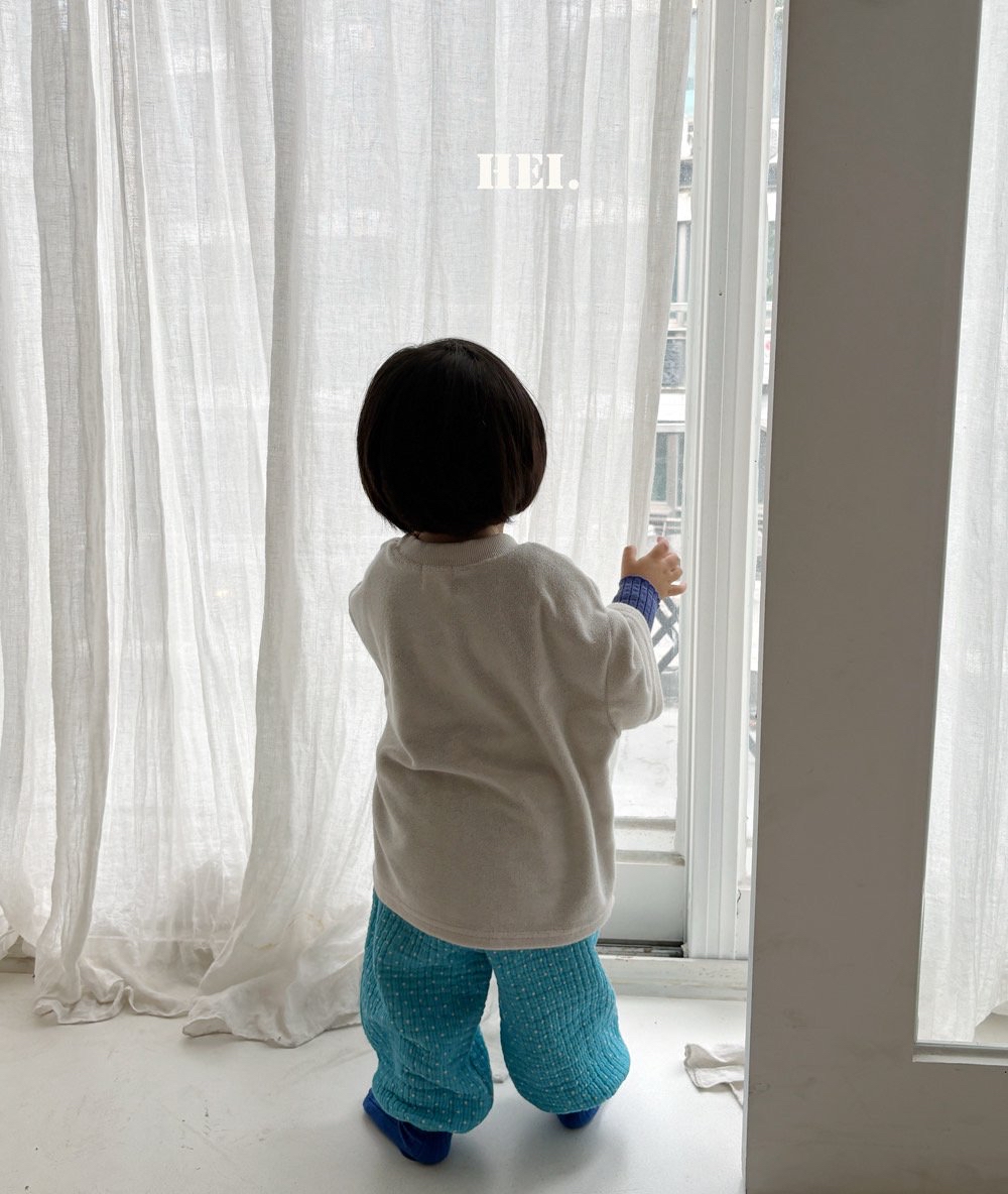 Hei | Peek-a-Boo T-Shirt