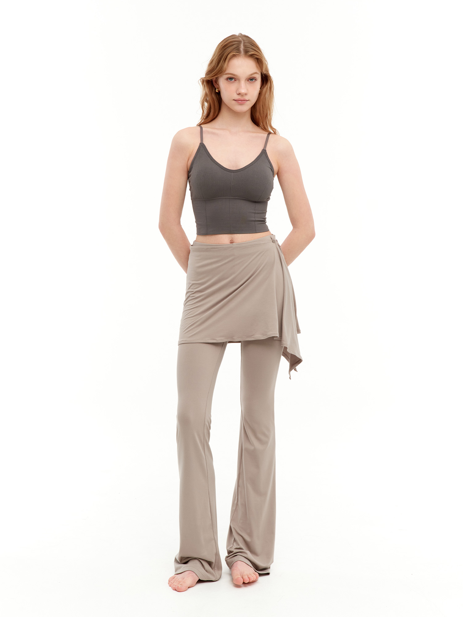 預購_Skirt Bootcut Sweat Pants by Conch