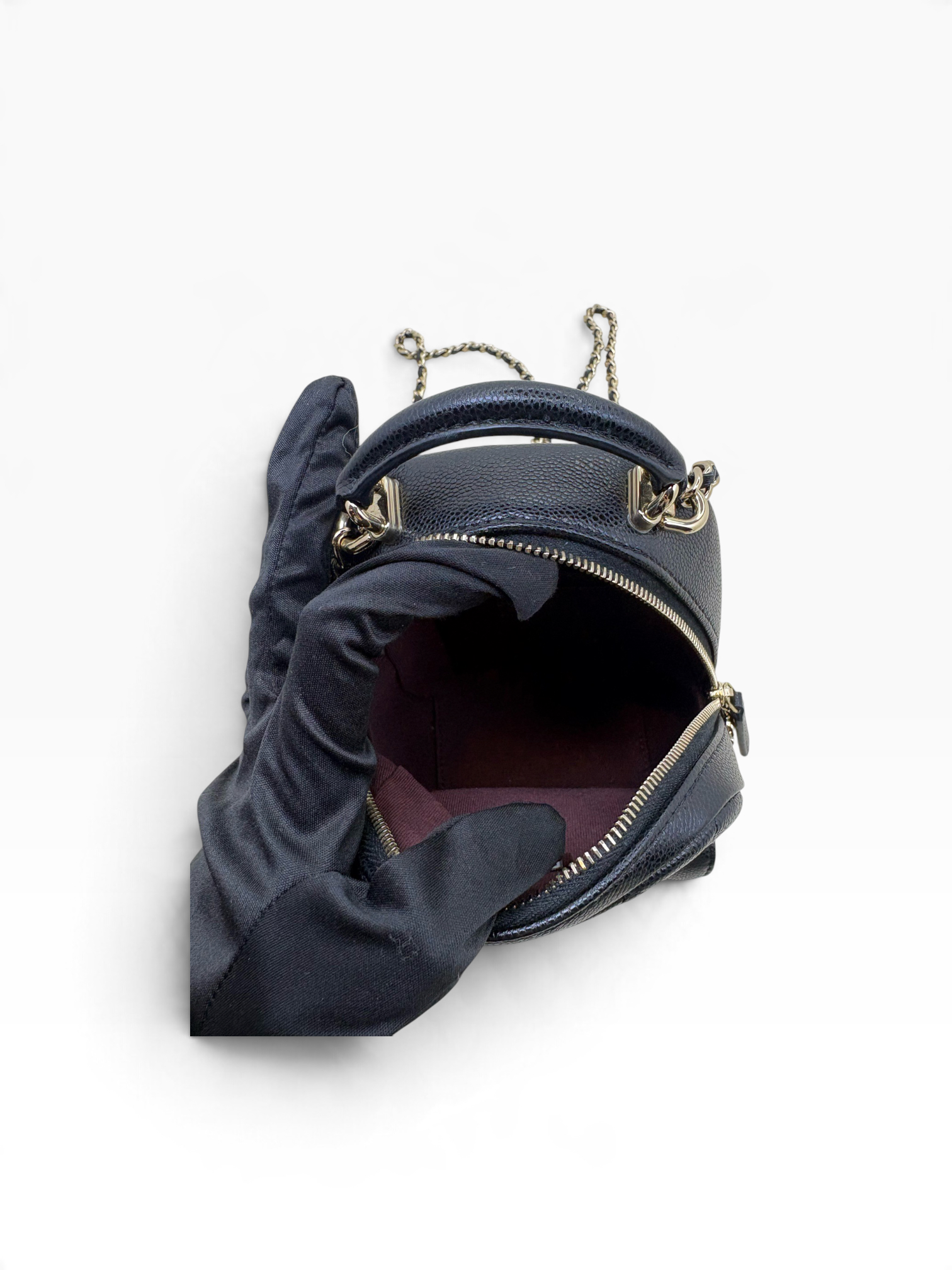 Pre owned chanel backpack K9101
