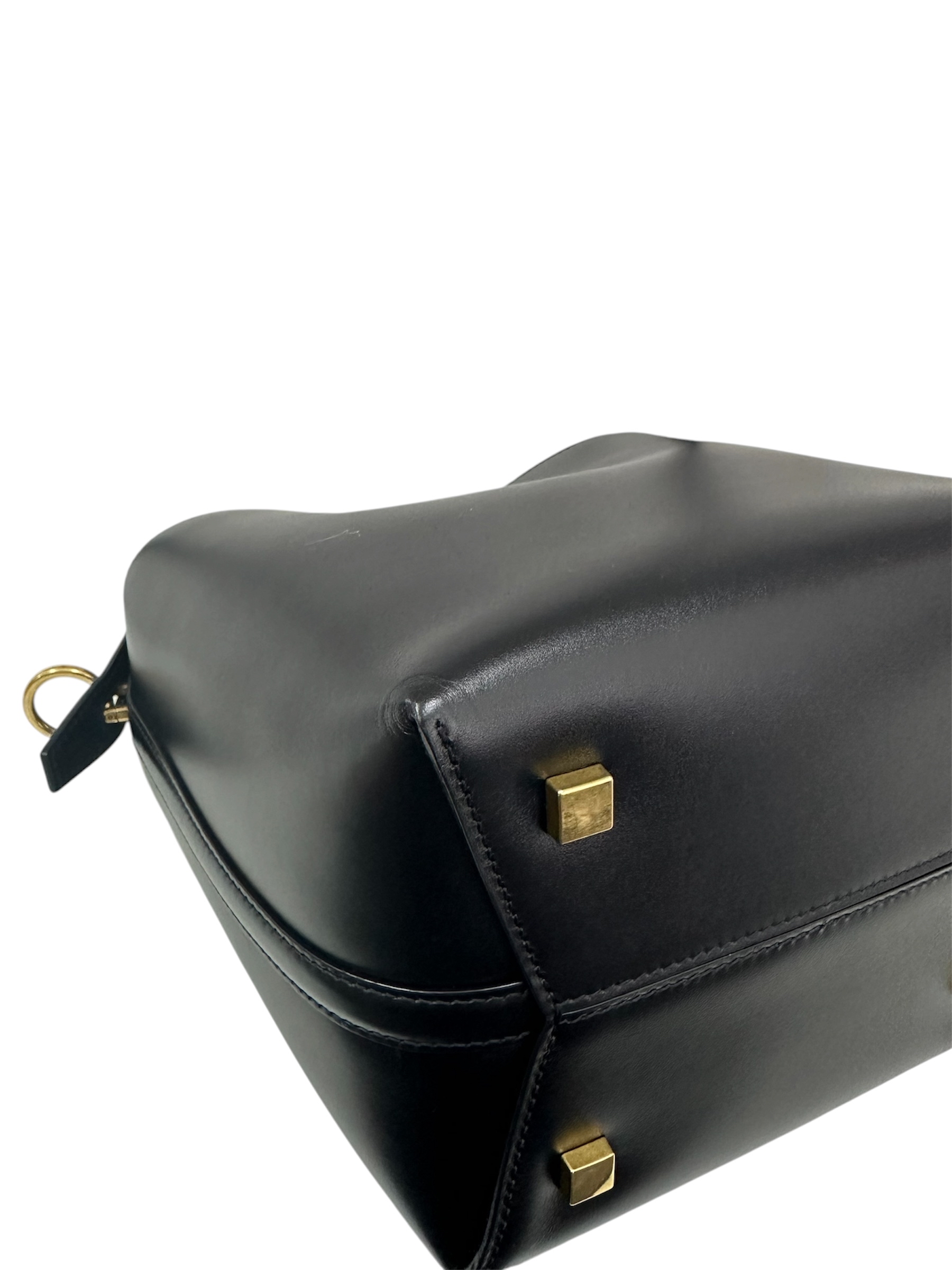 Pre-owned Saint Laurent Le 37 Bucket Bag/ Product Code: 26060720