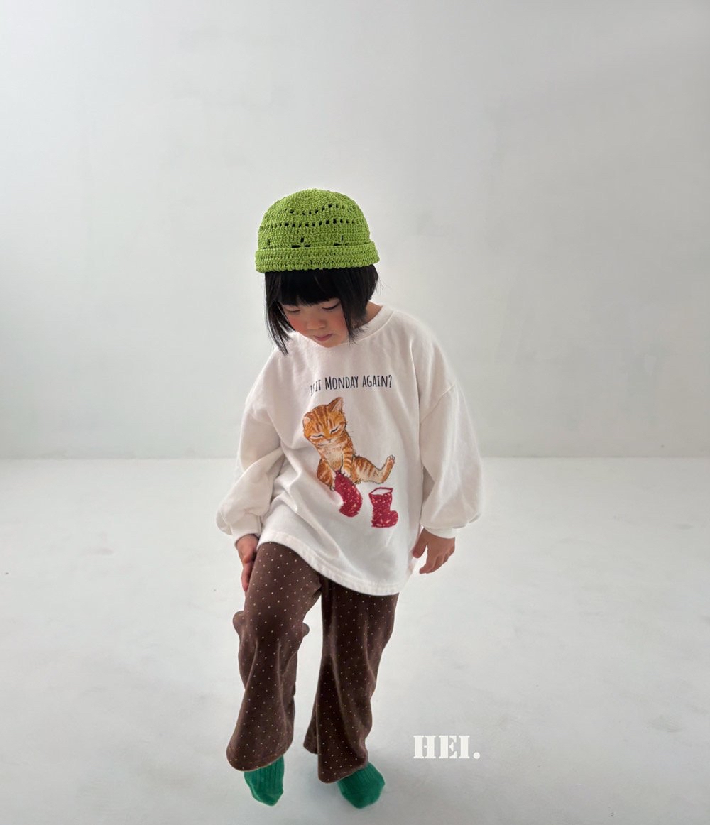 Hei | Kitty Long T-Shirt